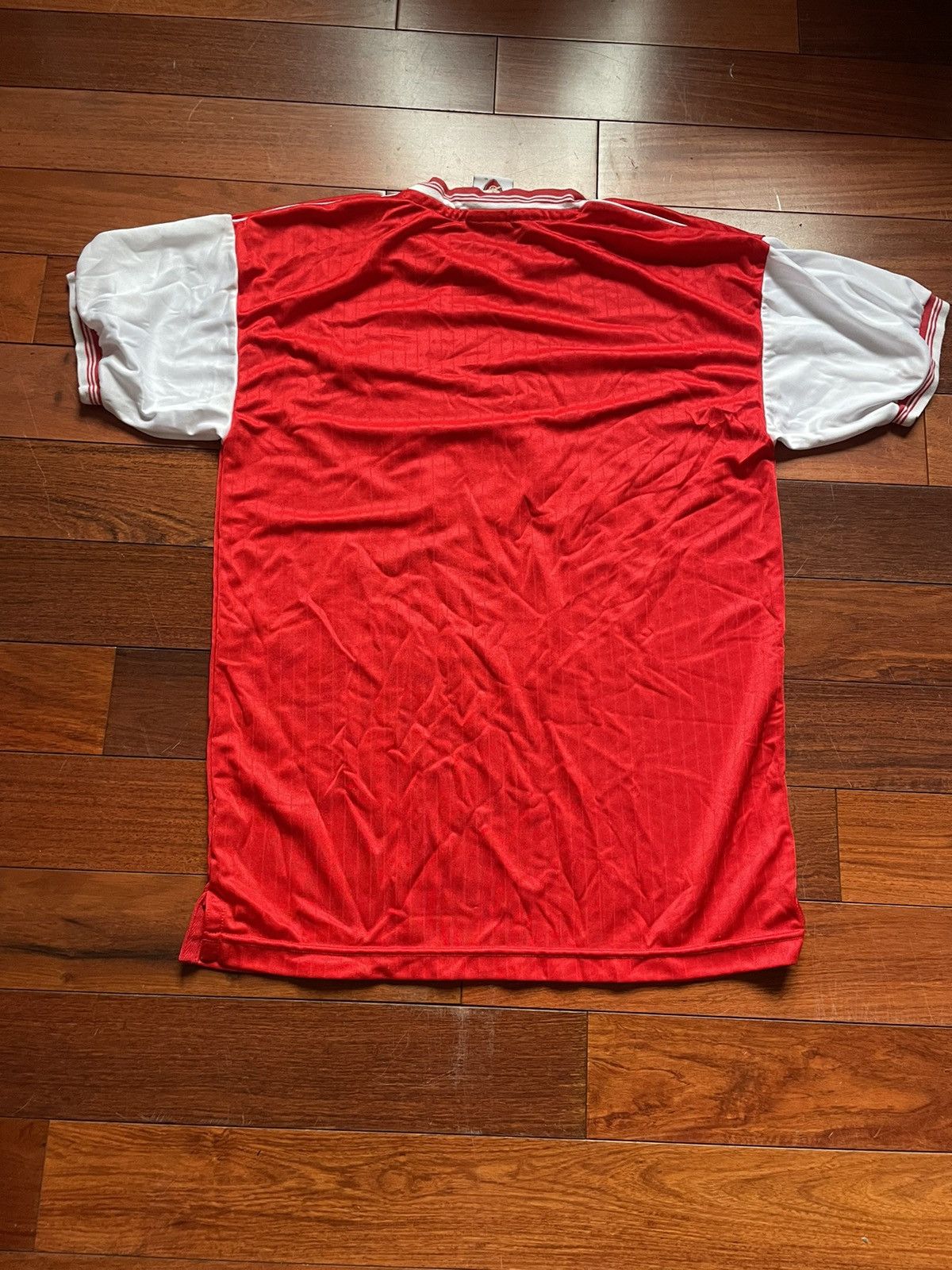 Other Arsenal 1985 offficial retro jersey (remake) Size US M / EU 48-50 / 2 - 2 Thumbnail