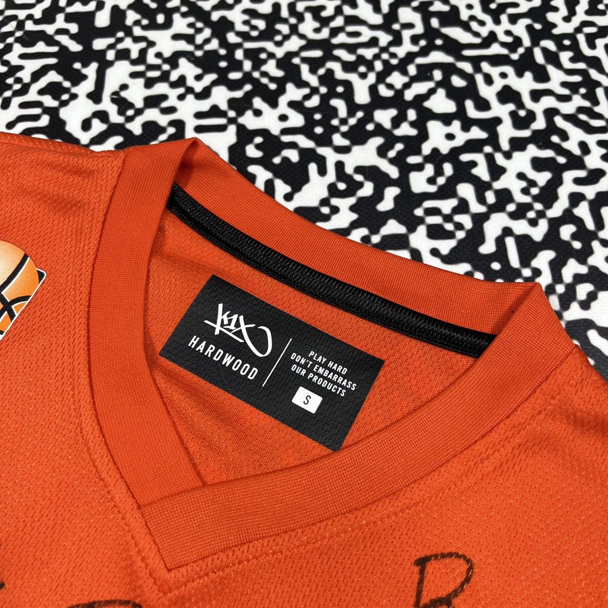 K1X Ratiopharm Ulm Per Gunther Signed Team Basketball Jersey Size US S / EU 44-46 / 1 - 13 Thumbnail