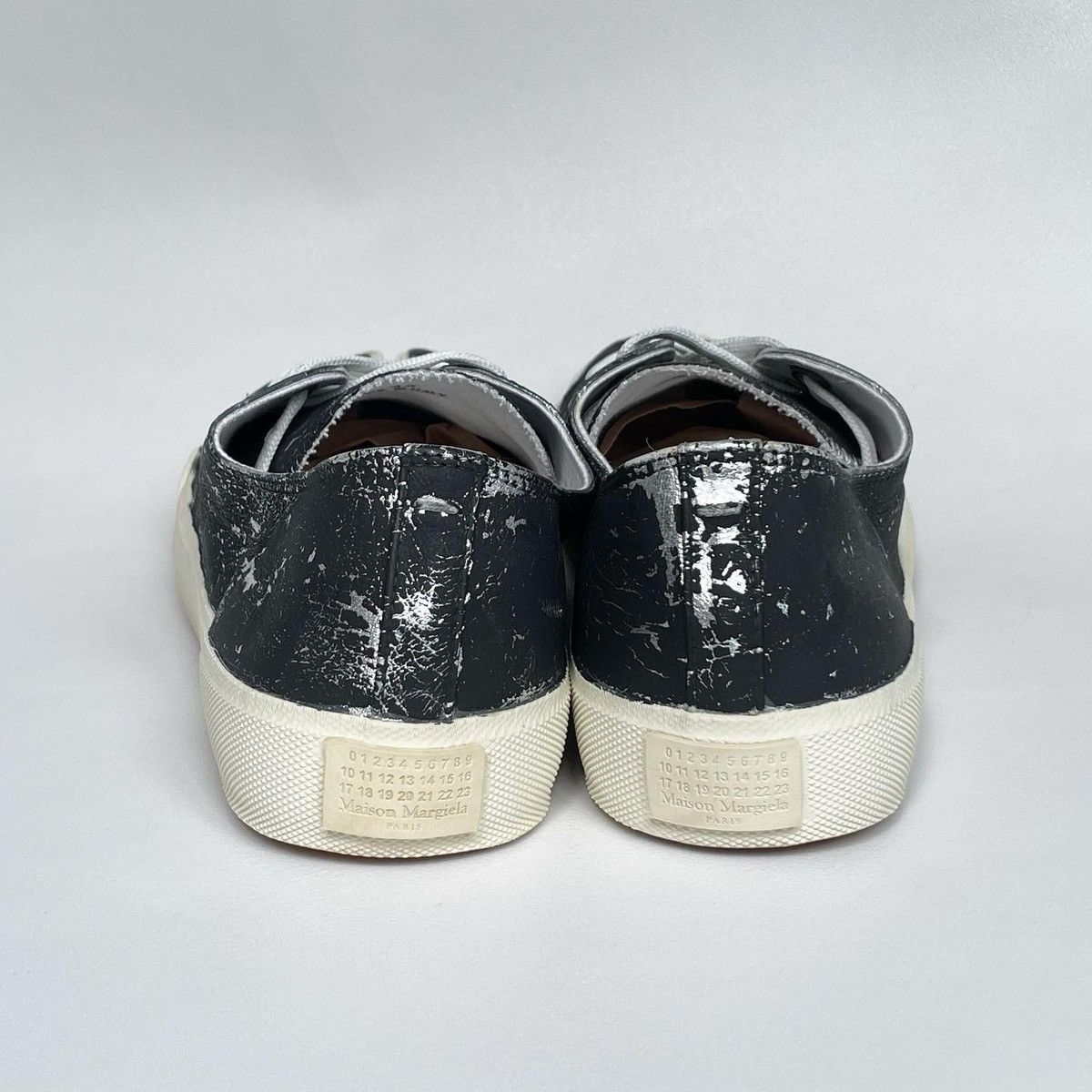 Maison Margiela Painted Leather Tabi Sneakers Size US 10 / EU 43 - 11 Thumbnail