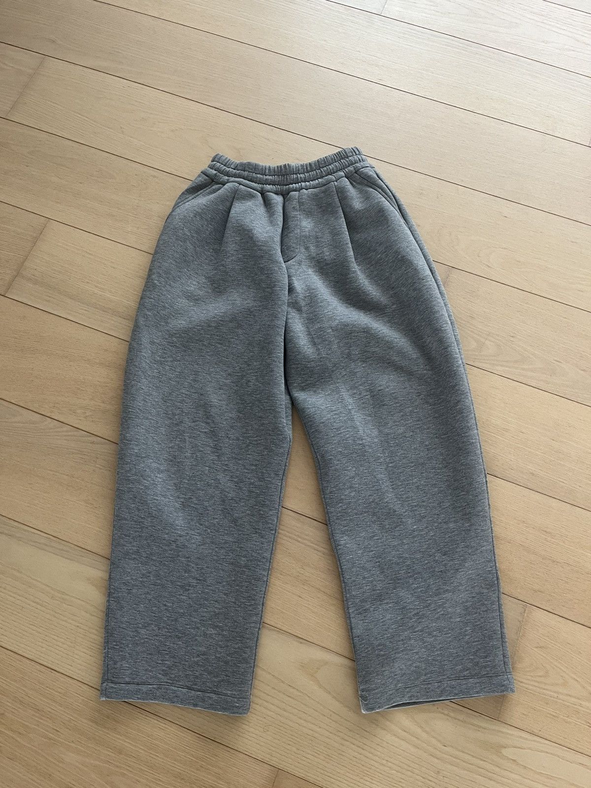 Bershka Bershka Scuba Sweatpants Size US 27 - 1 Thumbnail