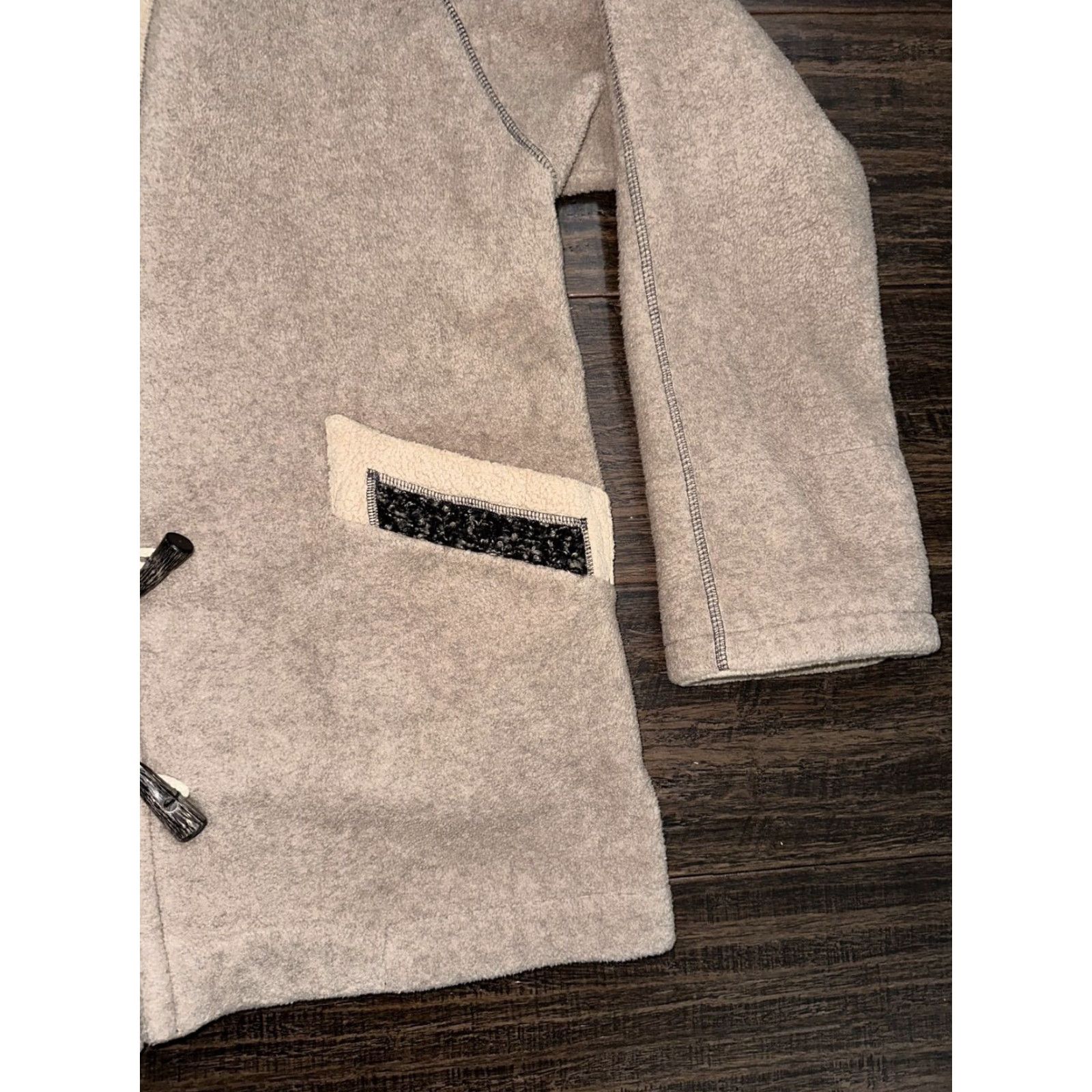 Vintage VINTAGE Krakerz Canadian made fleece Coat Womens M Beige Winter Fleece Coat Womens M VTG Krakerz Canadian made fleece coat WOMENS M Size M / US 6-8 / IT 42-44 - 4 Thumbnail