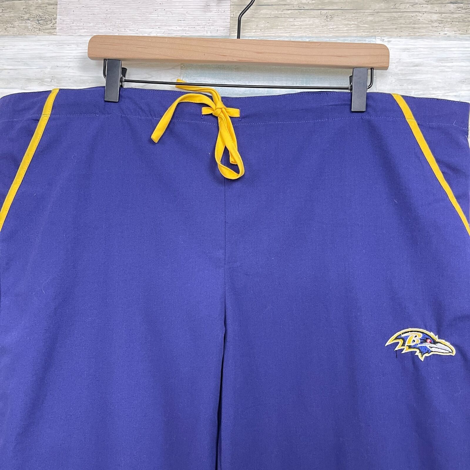 NFL Baltimore Ravens NFL Team Scrub Set Purple Yellow XL Large Size 30" / US 8 / IT 44 - 8 Thumbnail