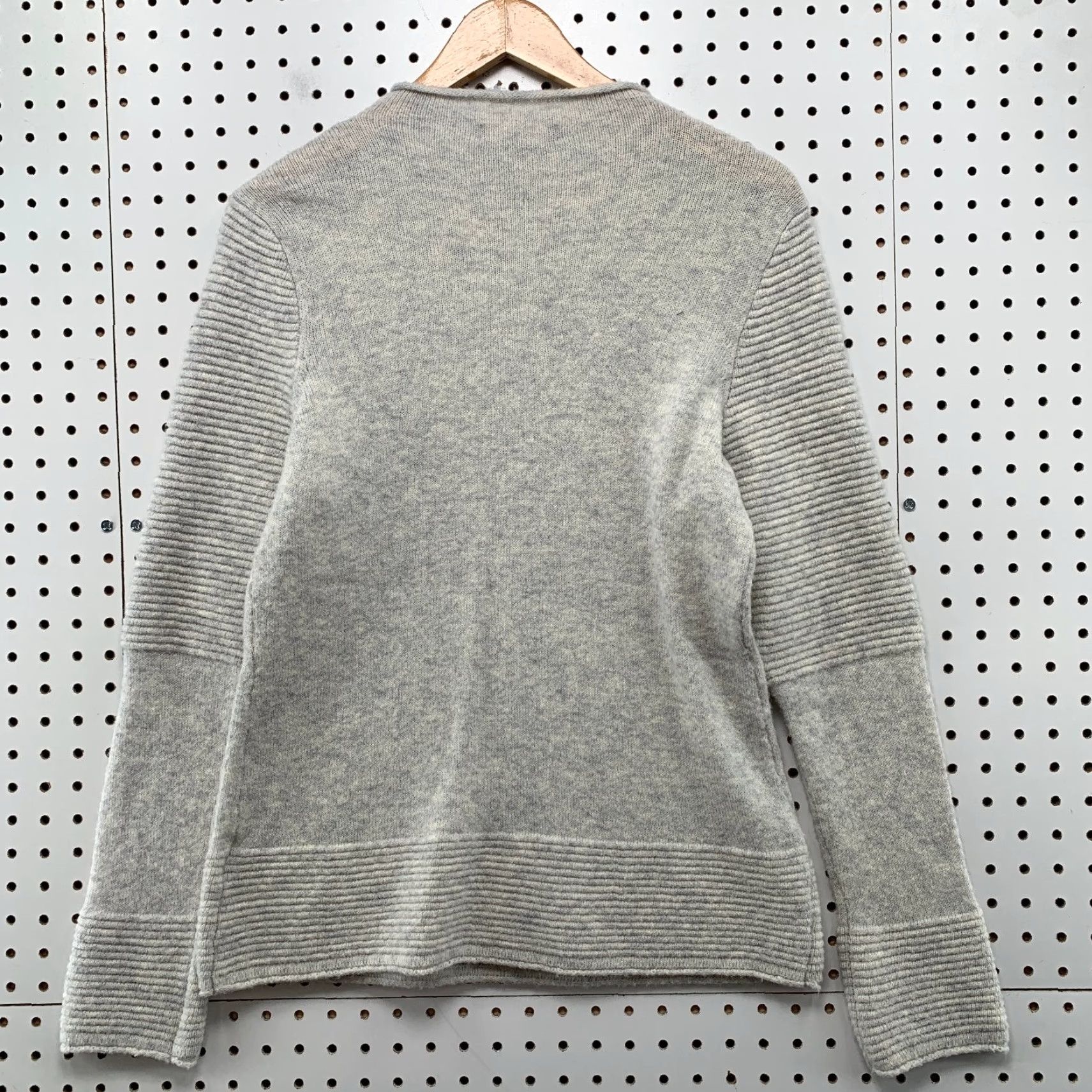 Banana Republic Banana Republic Merino Wool Alpaca Sweater Womens M Gray Mock Neck Ribbed Sleeve Pullover Knit Medium Womens Size M / US 6-8 / IT 42-44 - 2 Thumbnail