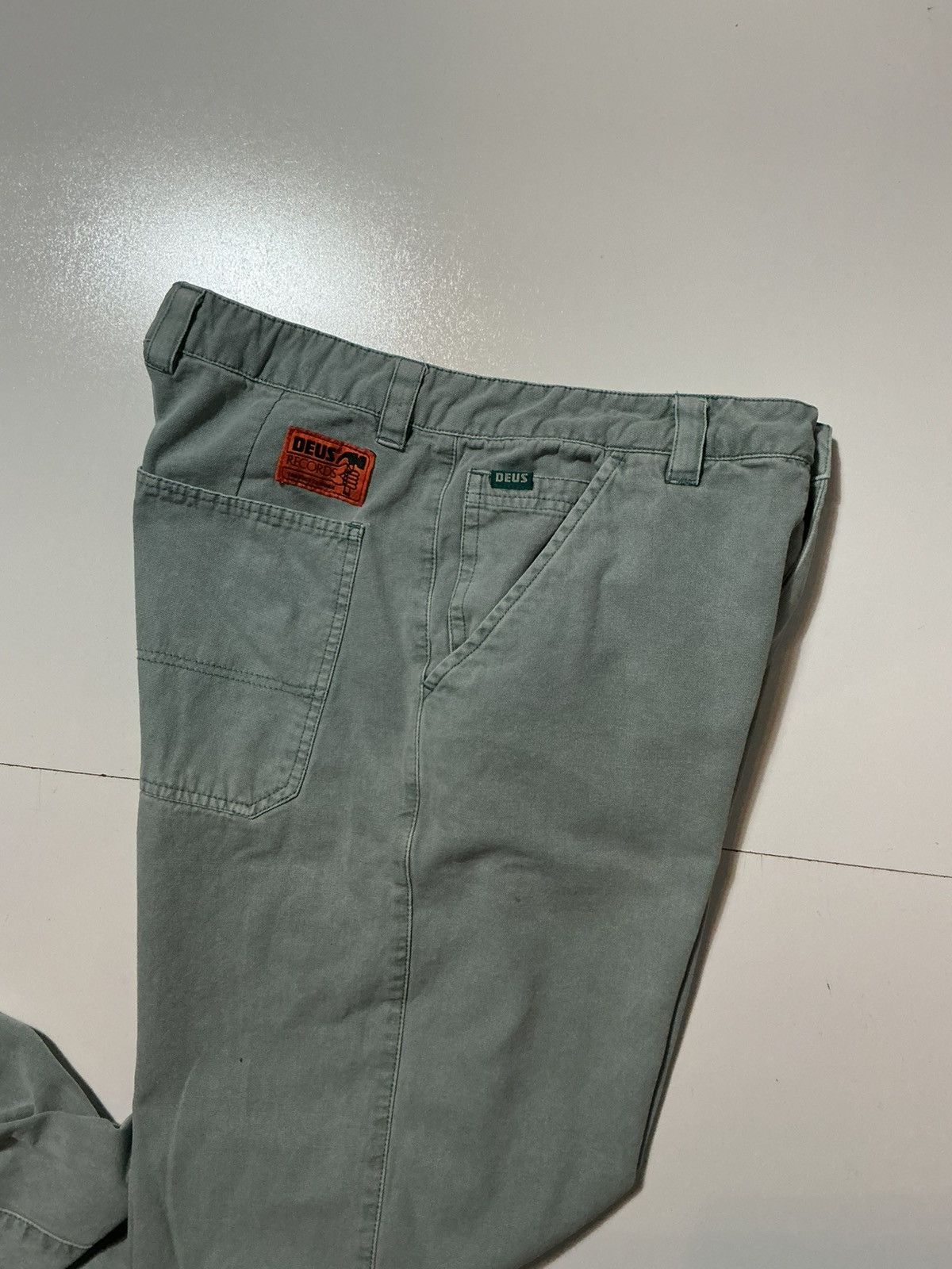 Deus Ex Machina $120 Deus Ex Machina Records Jett Record Canvas Pants Size US 31 - 9 Thumbnail