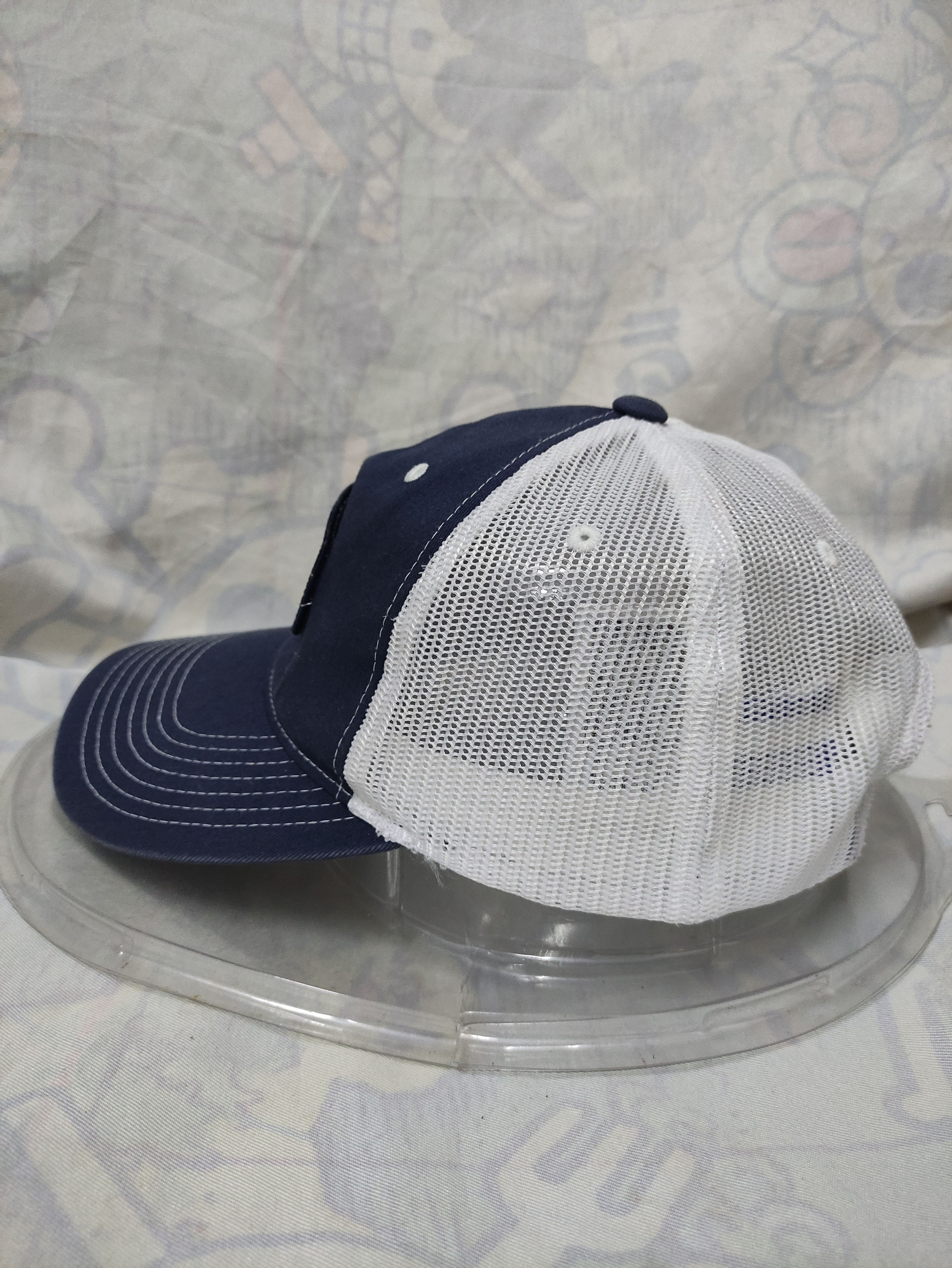 Undefeated UNDEFEATED BIG LOGO PATCHES TRUCKER CAP Size ONE SIZE - 6 Thumbnail