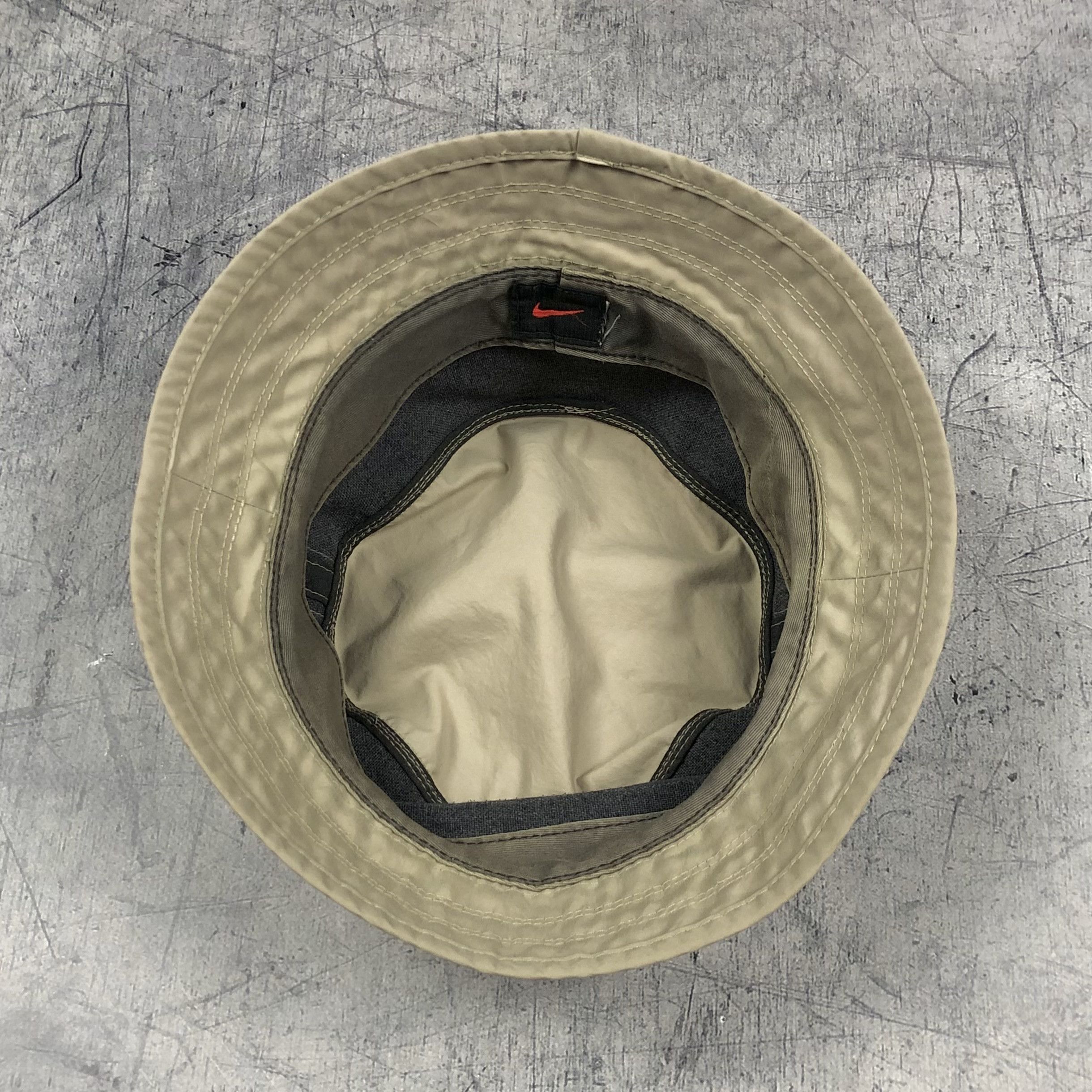 Nike Vintage Nike Nylon Bucket Hat Cap Size ONE SIZE - 7 Thumbnail