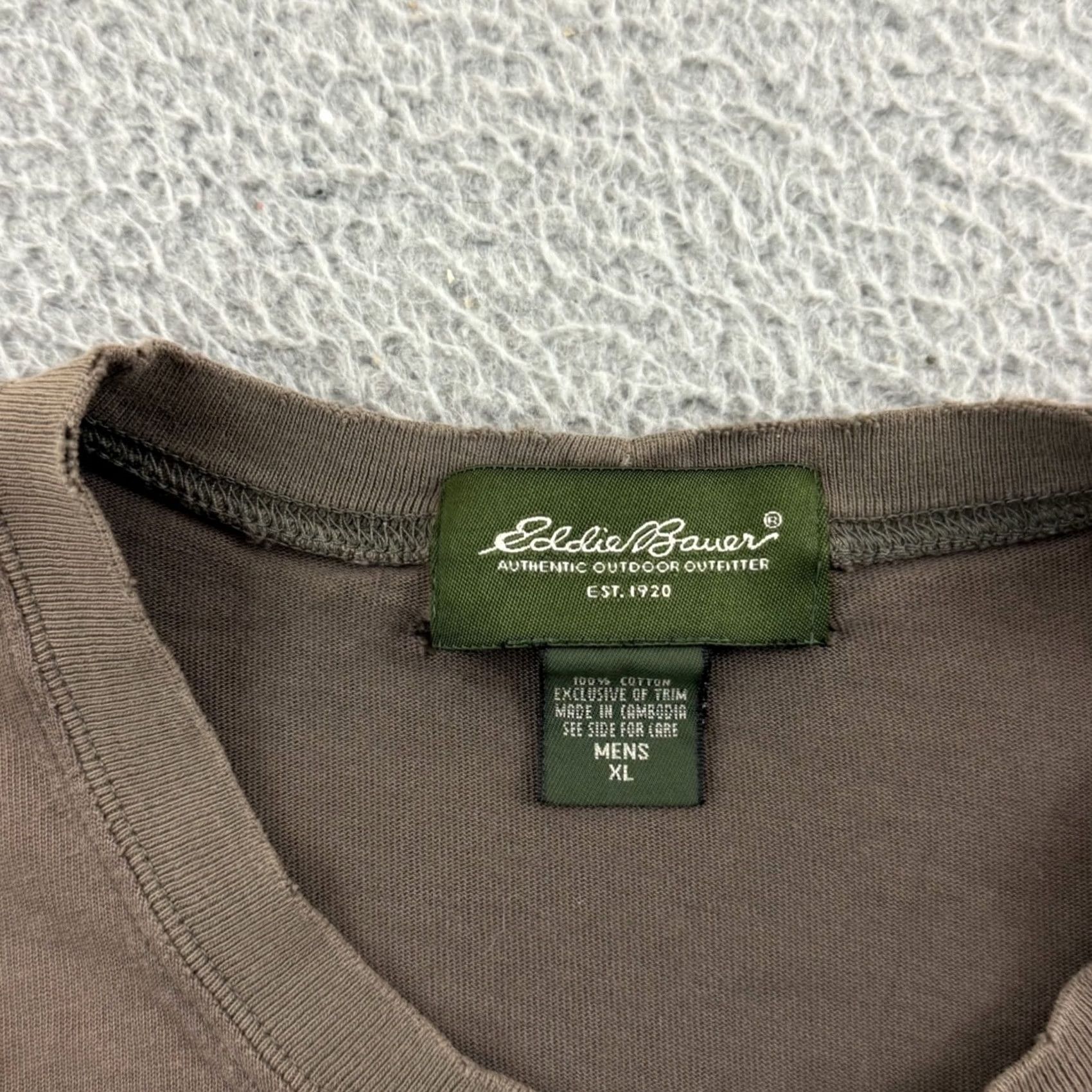 Eddie Bauer VINTAGE Eddie Bauer Shirt Mens XL Brown Short Sleeve 90s Logo Hiking Outdoor Shirt XL Brown 90s Mens Outdoor Eddie Bauer Size US XL / EU 56 / 4 - 6 Thumbnail