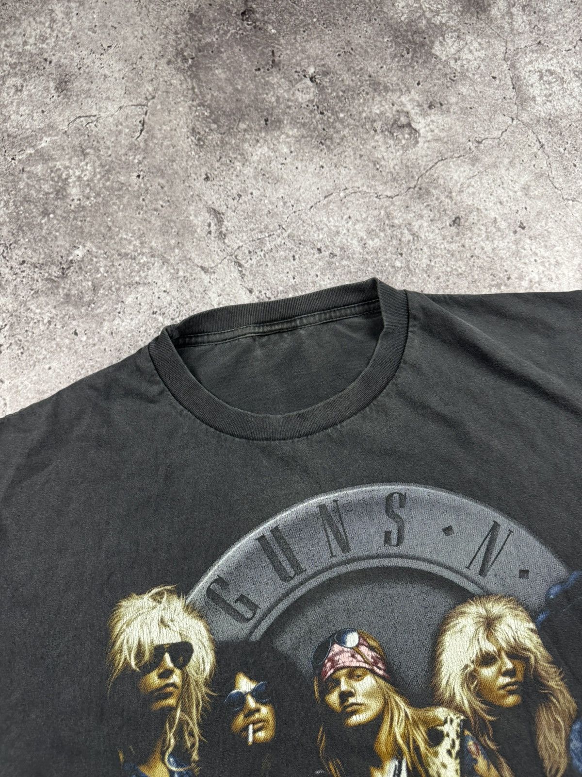 Band Tees Crazy Faded Vintage 90’s Guns N Roses Band oversized T-Shirt Size US XXL / EU 58 / 5 - 4 Thumbnail