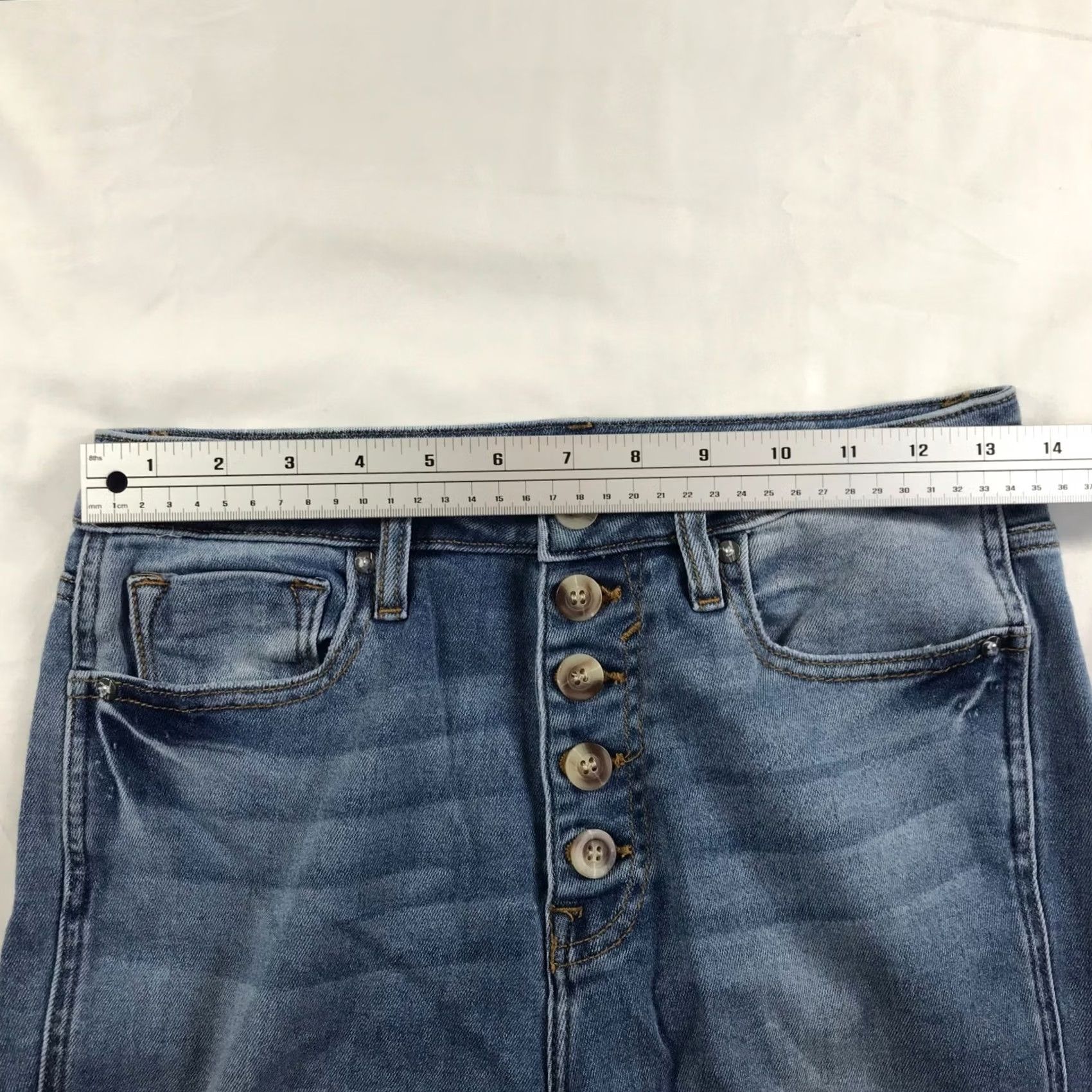 Vintage VIGOSS Jeans Flare High Rise Button Fly 27 Womens Medium Wash Blue 5-Pocket Denim Overall Shape Boots Heel Womens Size 27" / US 4 / IT 40 - 2 Thumbnail