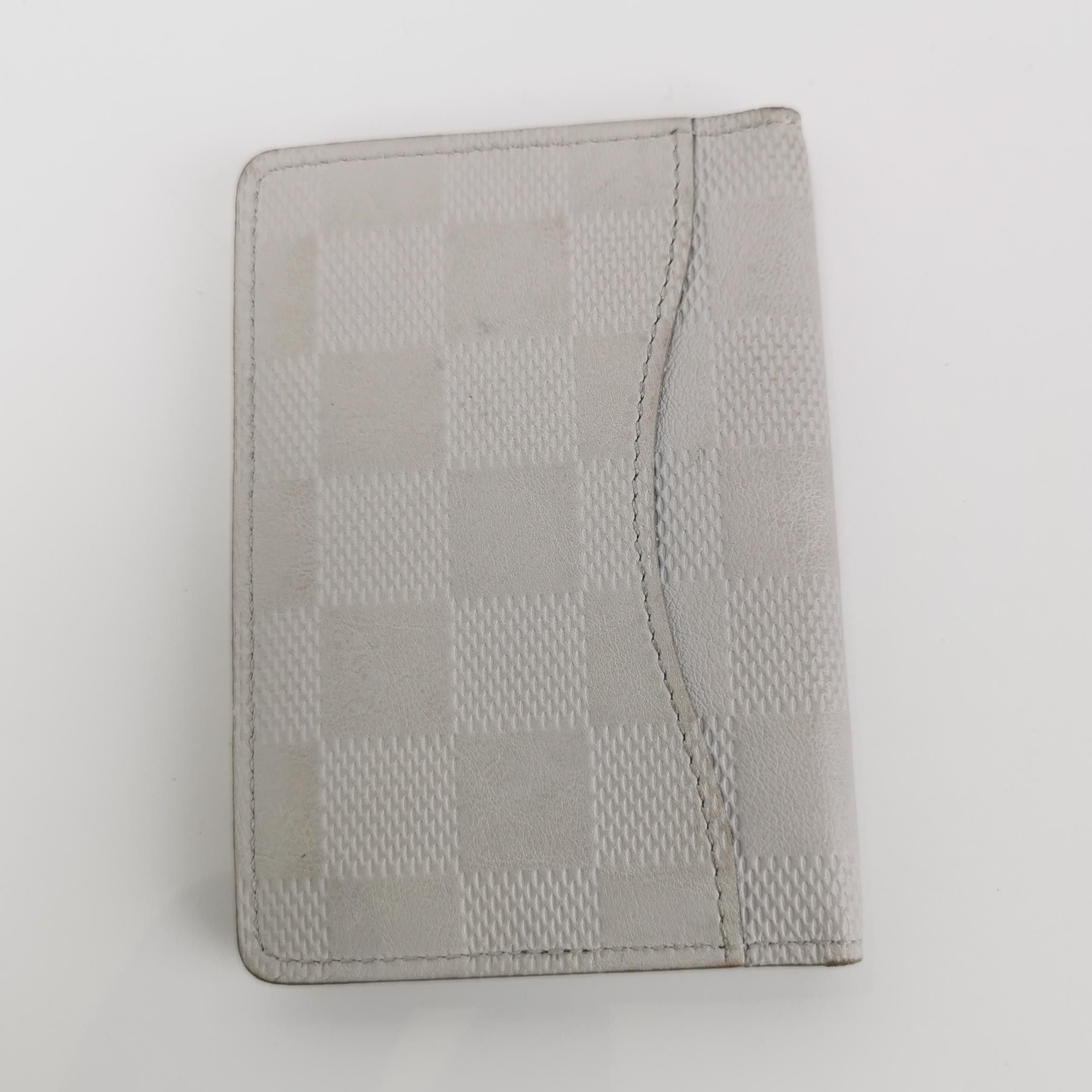 Louis Vuitton Louis Vuitton (LV) Sheepskin Checkerboard Letter Logo Foldi Size ONE SIZE - 6 Thumbnail