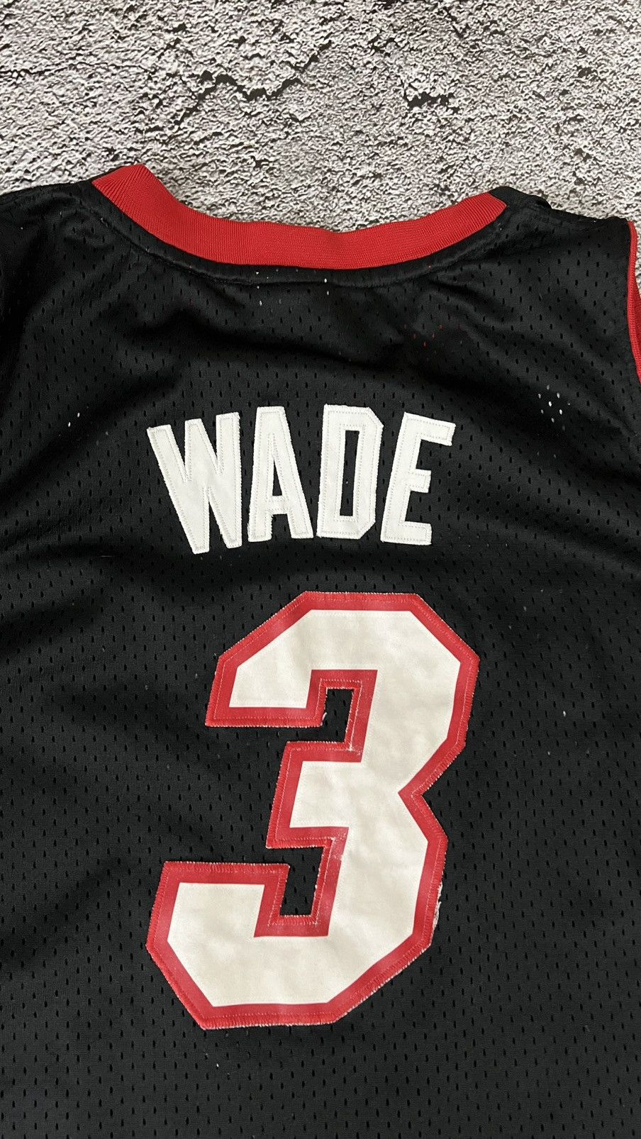 Adidas × NBA × Vintage Early 00’s Miami Heat NBA Dwyane Wade adidas jersey Size US XL / EU 56 / 4 - 5 Thumbnail