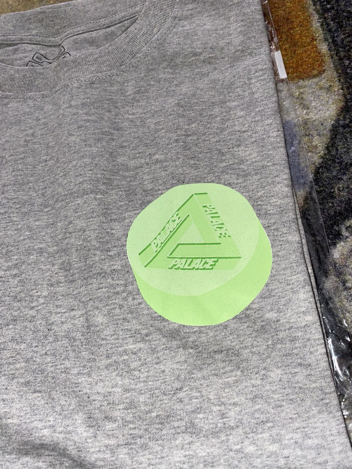 Palace Palace Tablet Short-sleeve T-Shirt Grey (2015) Size US L / EU 52-54 / 3 - 2 Thumbnail