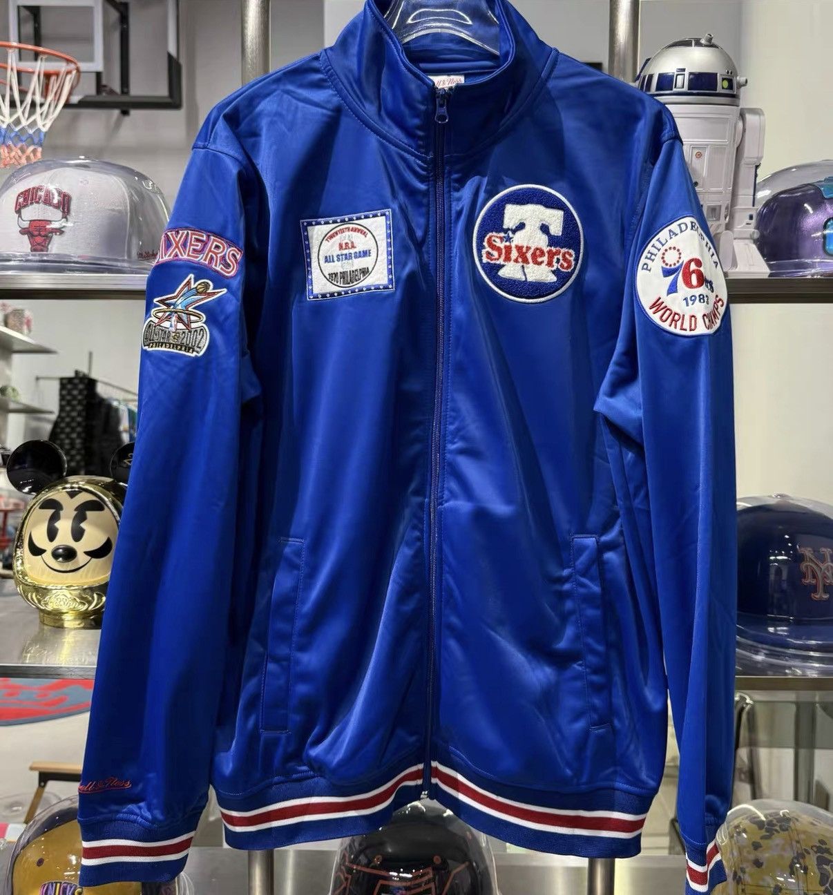 Mitchell & Ness MN Mitchell & Ness NBA Zip-Up Jacket J32 Size US L / EU 52-54 / 3 - 1 Thumbnail