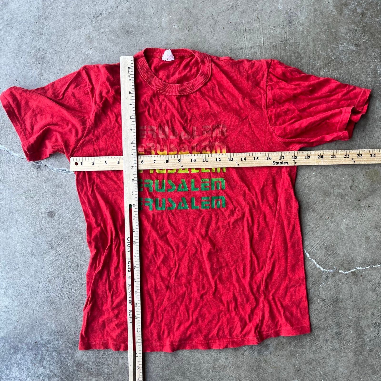 Vintage VINTAGE 80S JERUSALEM SHIRT CITY NOVELTY RED MEDIUM Size US M / EU 48-50 / 2 - 5 Thumbnail