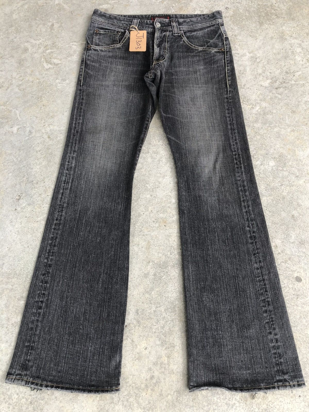 If Six Was Nine Japanese Johnbull Flared Jeans Distressed Denim Size US 32 / EU 48 - 1 Thumbnail