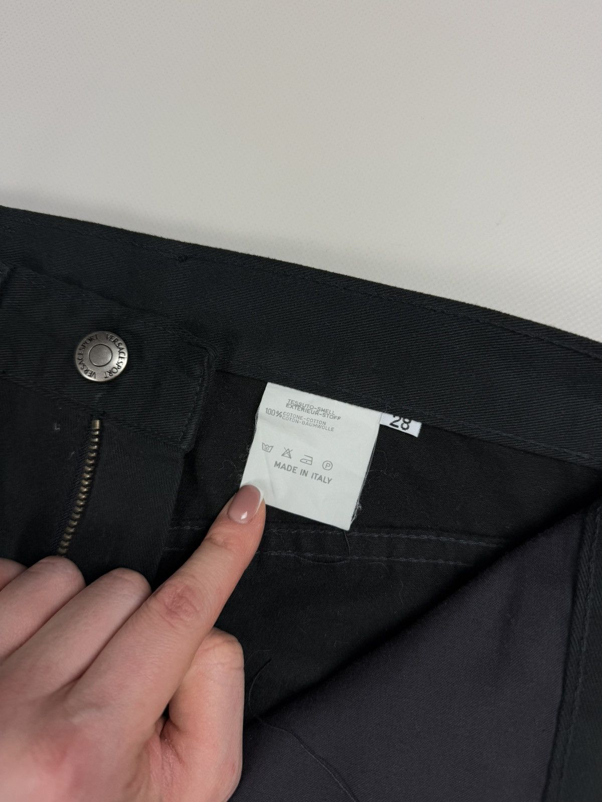 Vintage Versace Sport Vintage Men’s Jeans Pants Size 28 Size US 28 / EU 44 - 13 Thumbnail
