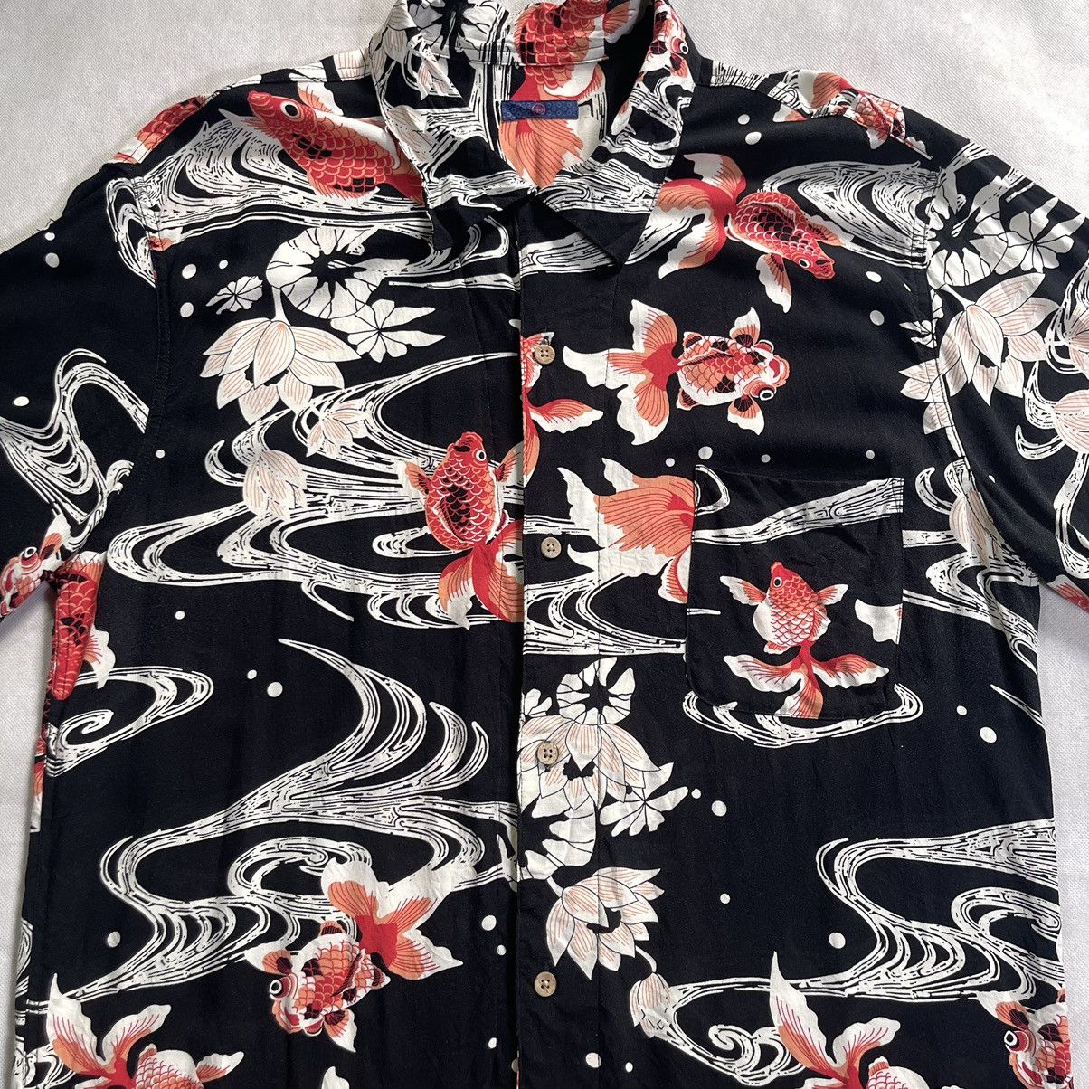 Japanese Brand Rare! Japanese Koi Fish Sakura Rayon Shirt Size US XXL / EU 58 / 5 - 6 Thumbnail