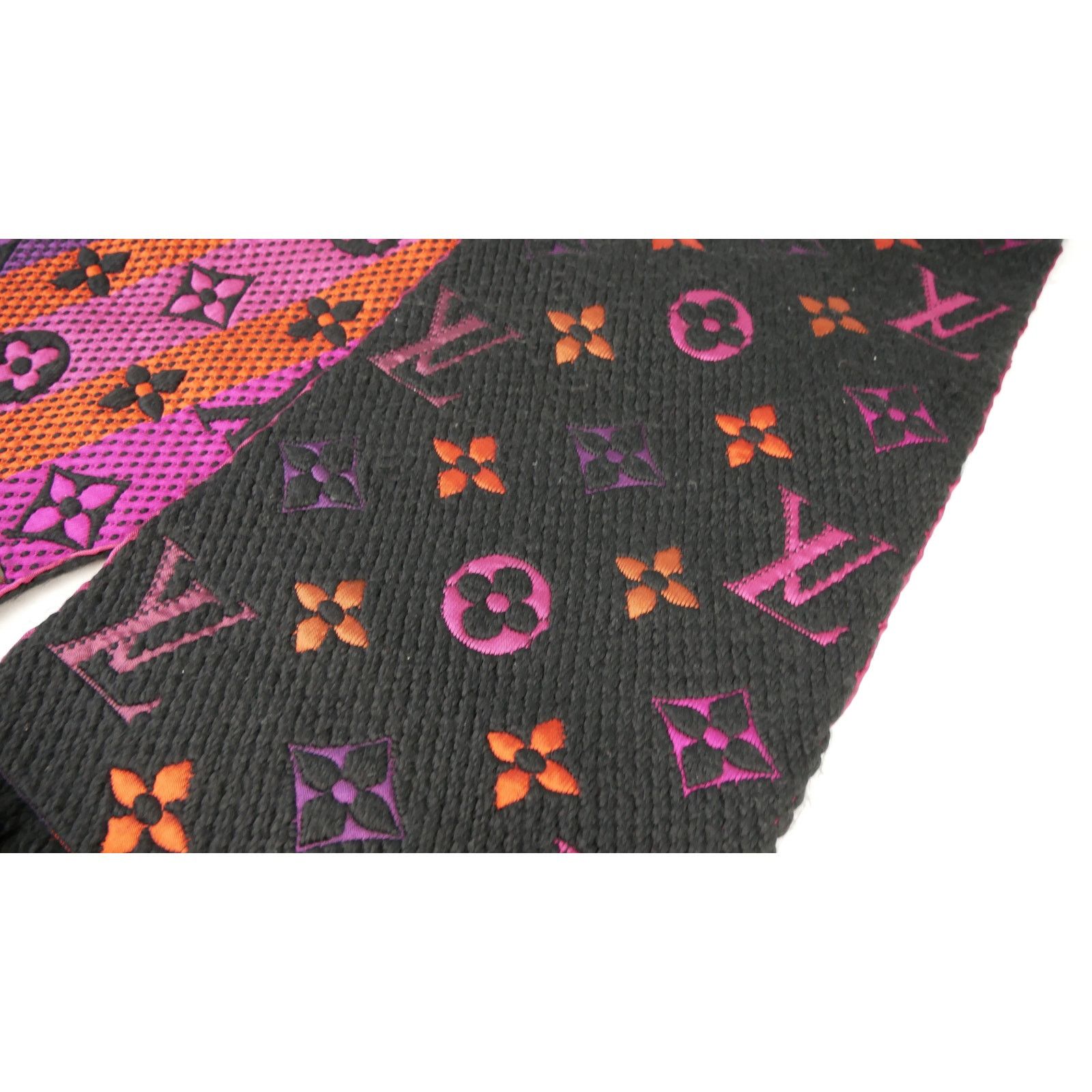 Louis Vuitton Louis Vuitton Multicolor Logomania Scarf Size ONE SIZE - 7 Thumbnail