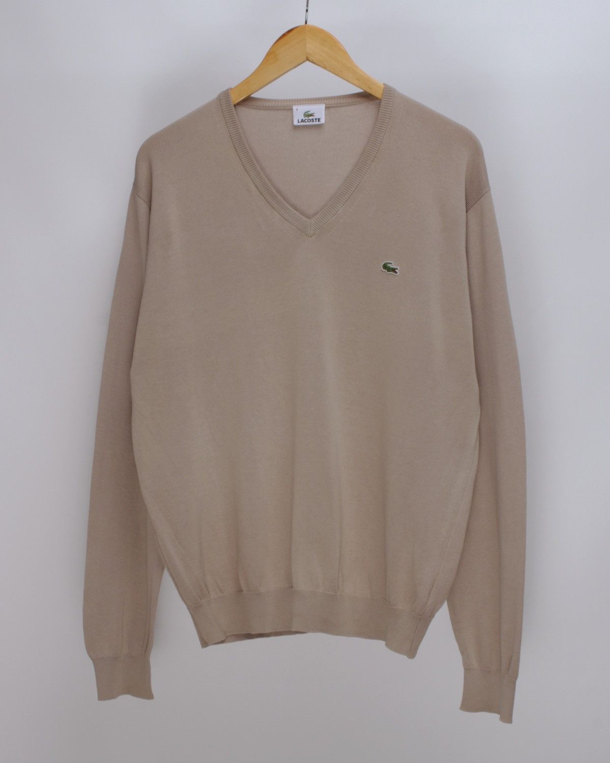 Lacoste × Vintage LACOSTE Beige V-Neck Cotton Knitted Pullover Sweater Size 4 Size US L / EU 52-54 / 3 - 1 Thumbnail