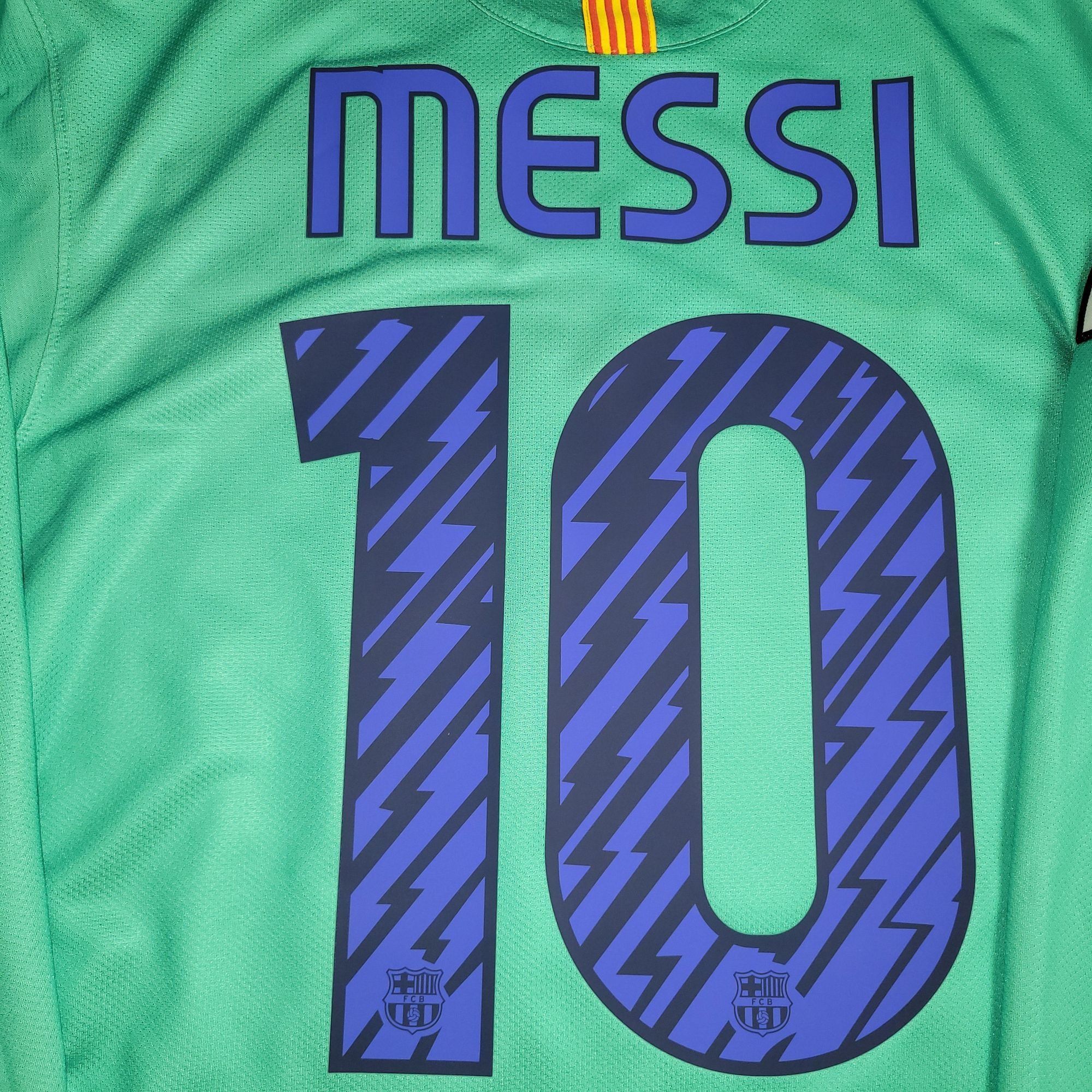 Messi Barcelona 2010 2011 Away Long Sleeve Soccer Jersey M