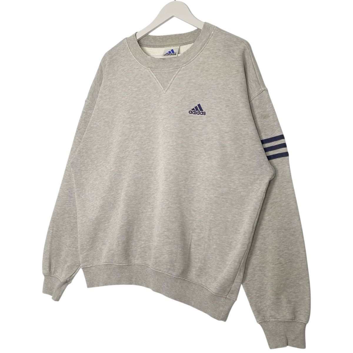 Vintage Vintage Adidas Embroidery Crewneck Sweatshirt Gray Size M Size US M / EU 48-50 / 2 - 2 Thumbnail