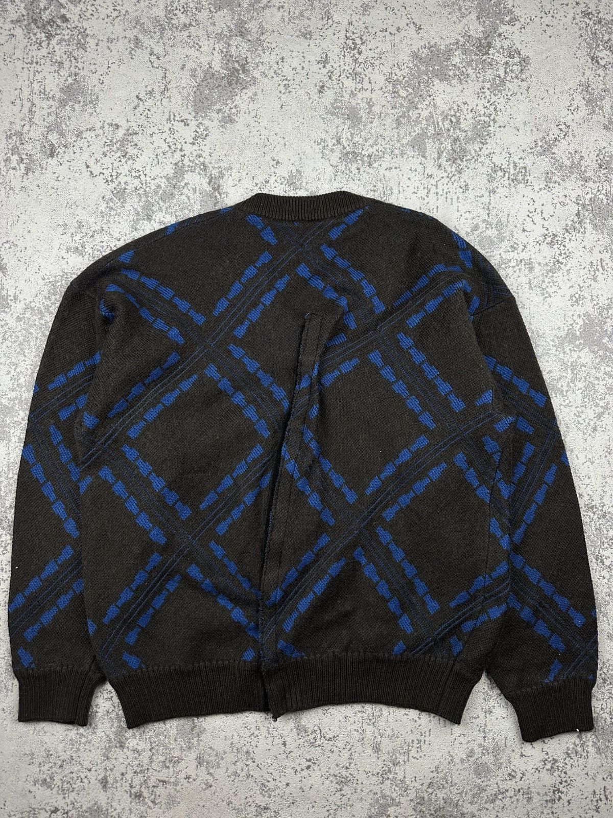 Lacoste Vintage Lacoste V-Neck Sweater Rare Size US L / EU 52-54 / 3 - 8 Thumbnail