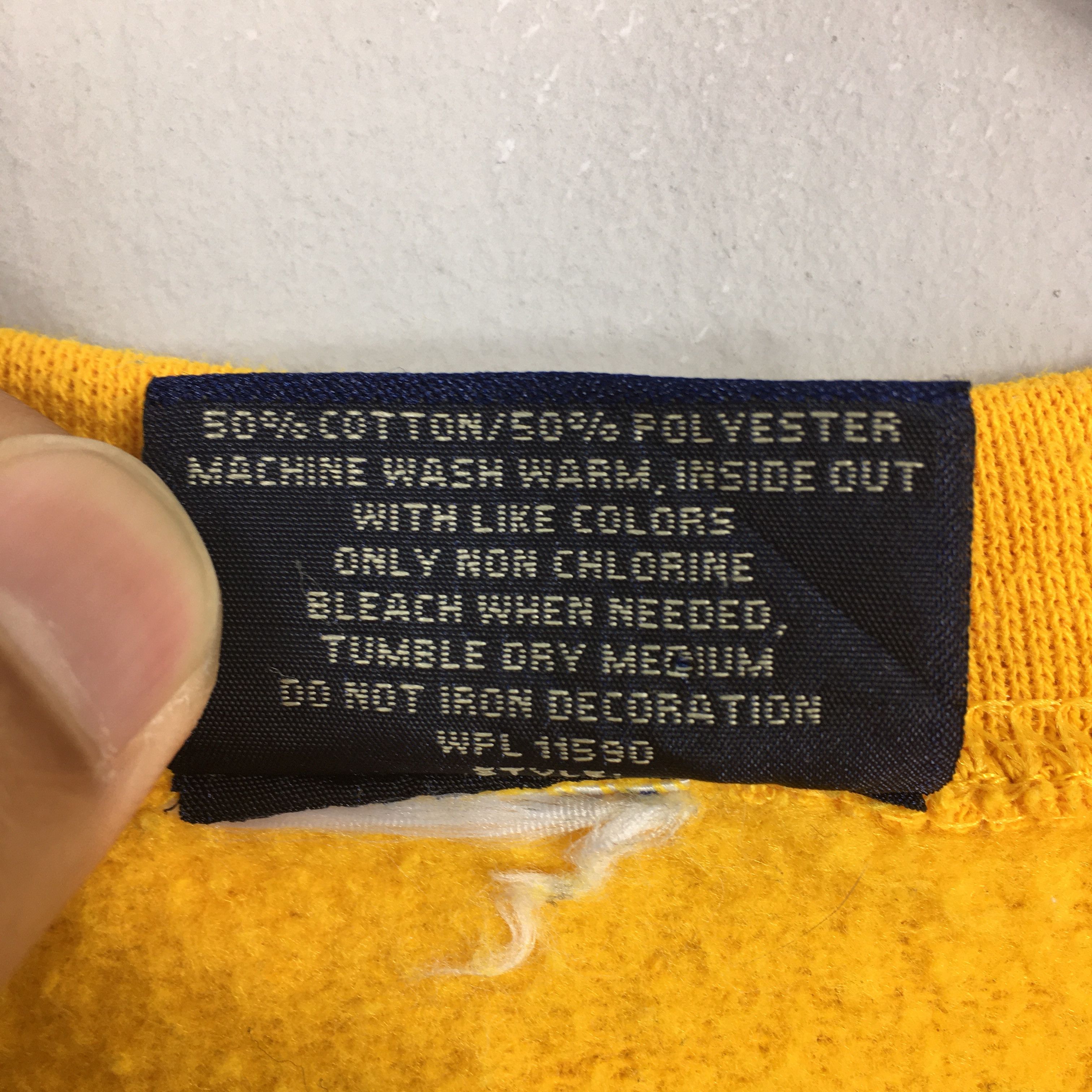 NCAA × Vintage Vintage University Of Minnesota Yellow Sweatshirt Small Size US S / EU 44-46 / 1 - 4 Thumbnail