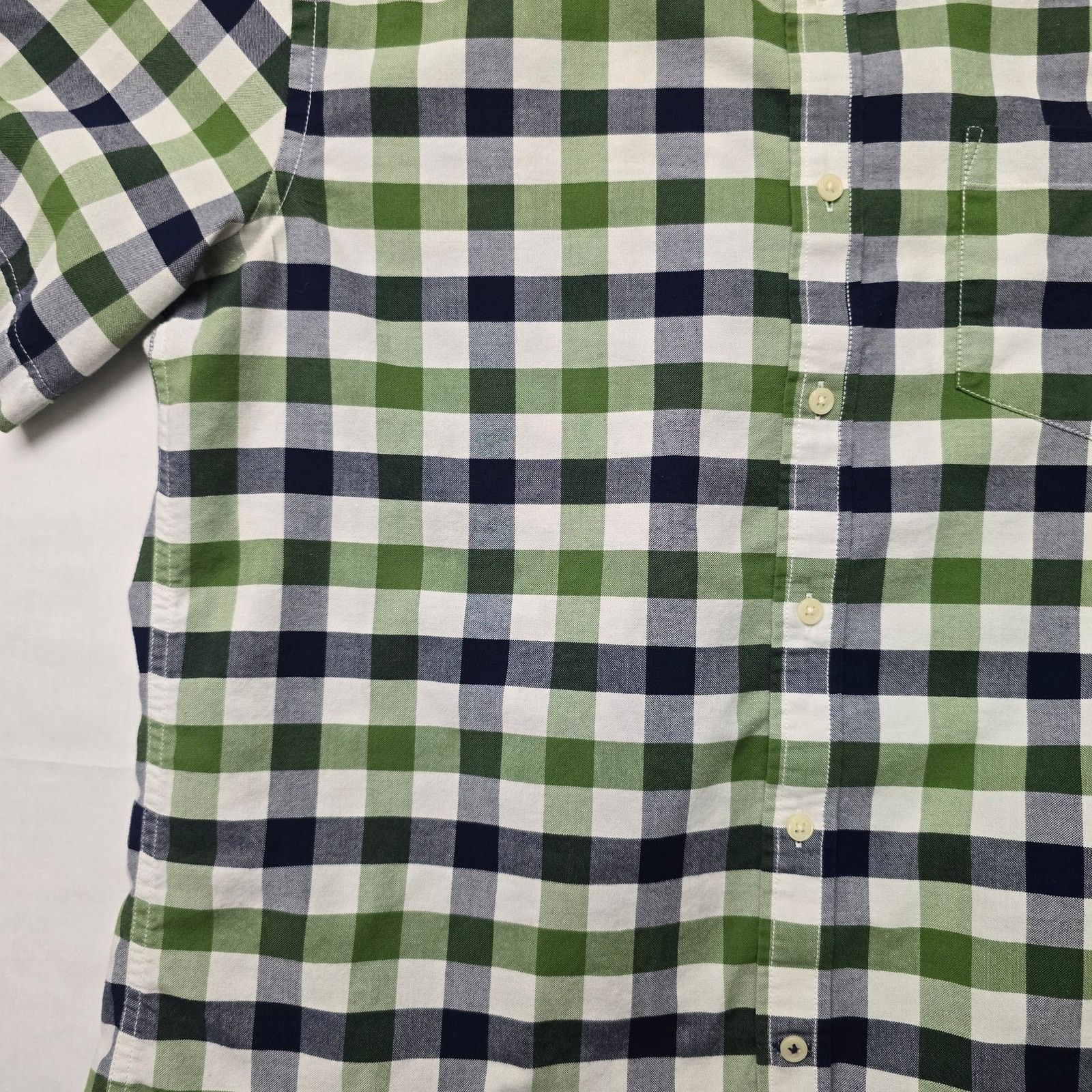 St. Johns Bay St Johns Bay Button Up L Green Blue Plaid Easy Care Shirt Size US L / EU 52-54 / 3 - 3 Thumbnail