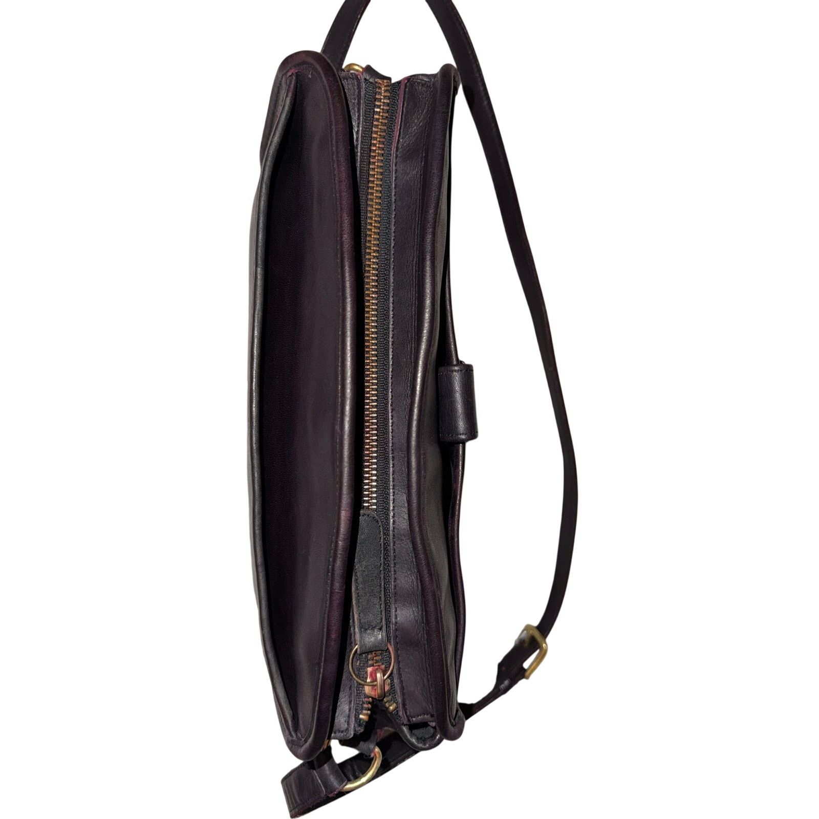 Coach Vintage Restored Brighton Oxblood Leather Crossbody Bag Size ONE SIZE - 6 Thumbnail