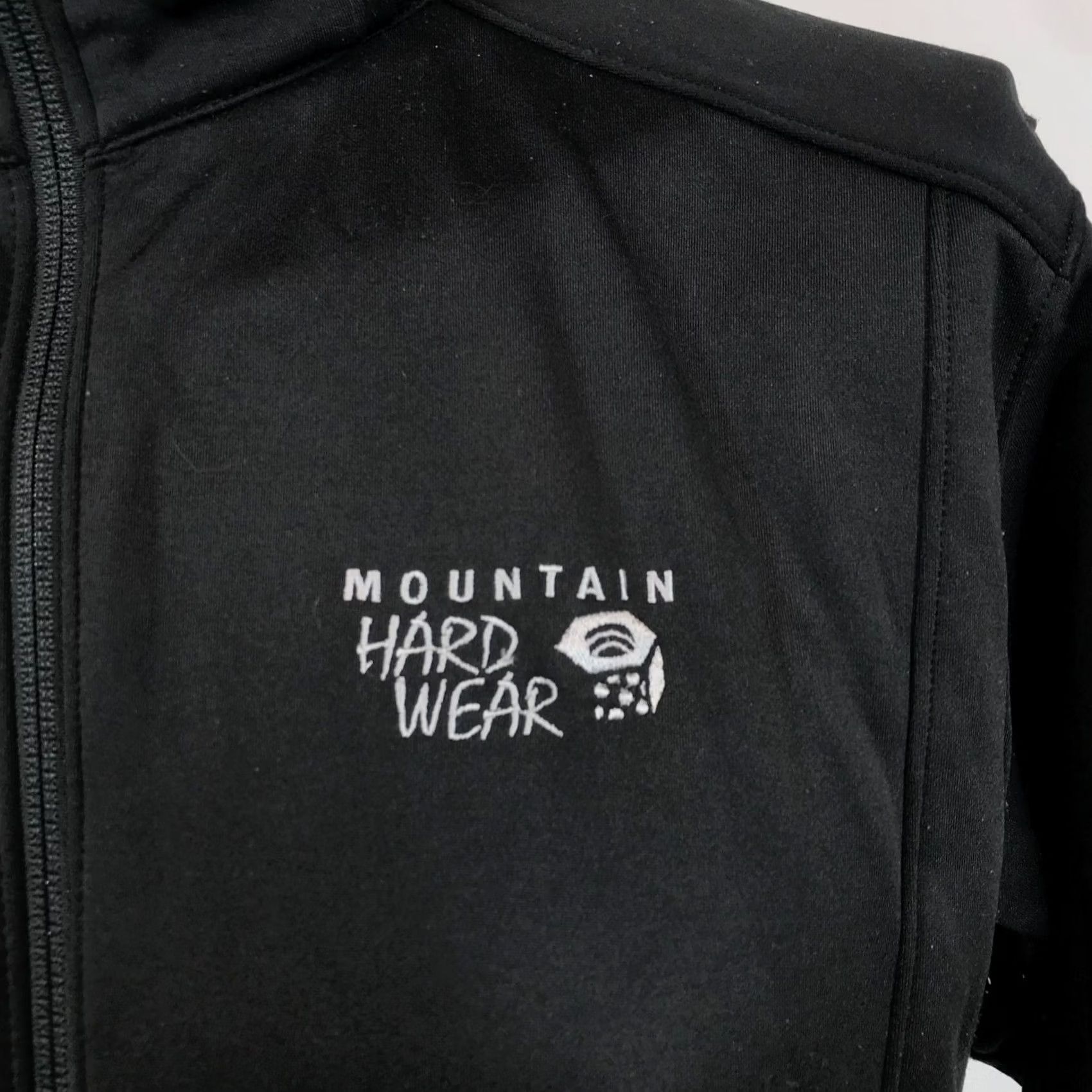 Mountain Hardwear MOUNTAIN HARDWEAR Mens Medium Black Long Sleeve Full Zip Jacket Coat Shirt, Regular Fit, Outdoor, Activewear, 1/4 Zip, Logo, Mountain Hardwear, MV Size US M / EU 48-50 / 2 - 4 Thumbnail