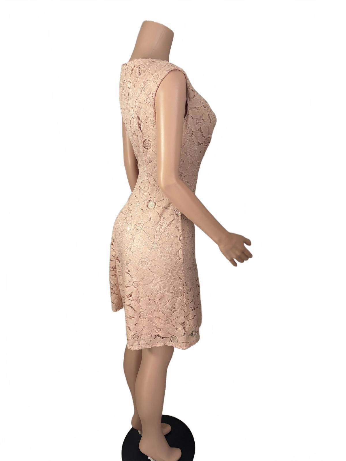 Other Blush Pink Lace Dress. Wedding guest Spring Feminine size 8. Size M / US 6-8 / IT 42-44 - 5 Thumbnail
