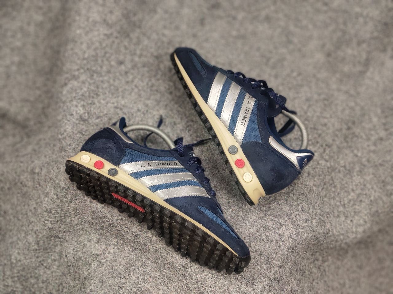 Adidas Rare Vintage 95's Adidas L.A.Trainer Sneakers made Slovenia Size US 5.5 / EU 38 - 4 Thumbnail