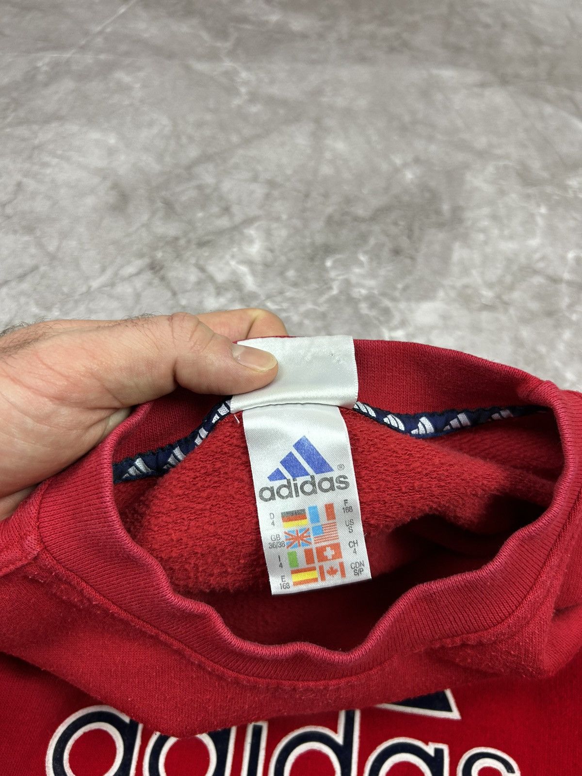 Adidas × Vintage Vintage Adidas 90s Center Logo Sweatshirt Size US S / EU 44-46 / 1 - 8 Thumbnail