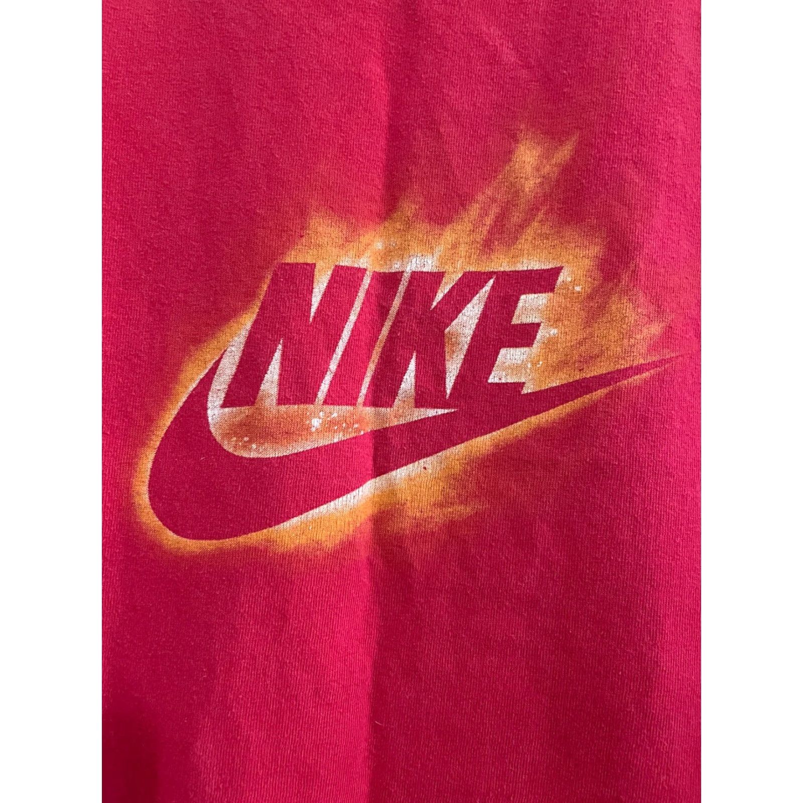 Nike VINTAGE Nike center swoosh shirt Mens T-Shirt 2XL Red Flames Nike silver tag Size US XXL / EU 58 / 5 - 3 Thumbnail
