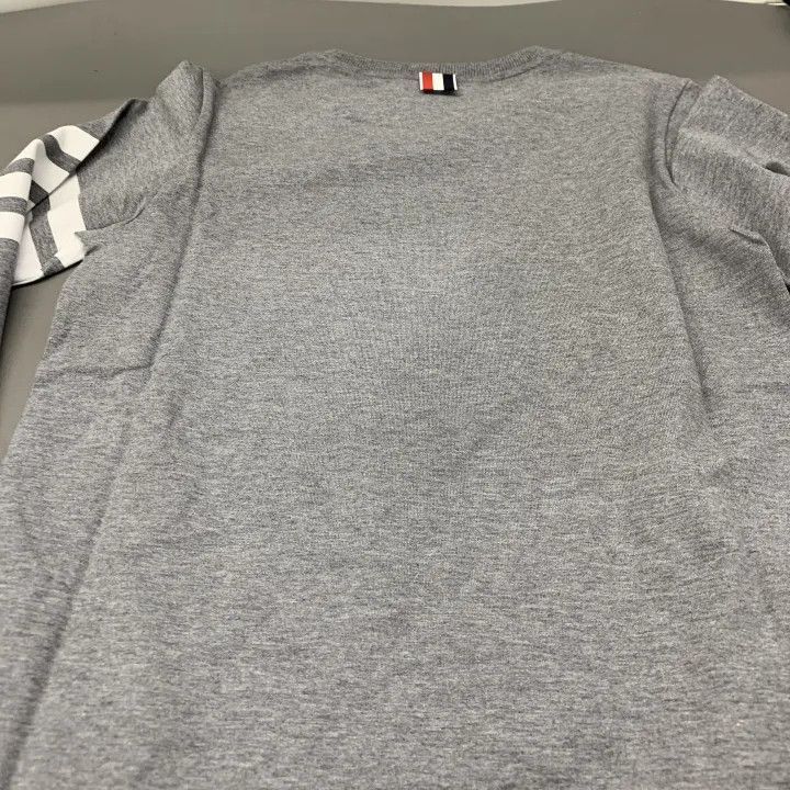 Thom Browne Thom Browne Gray Long Sleeve Kids T-Shirt -2507 Size US M / EU 48-50 / 2 - 5 Thumbnail