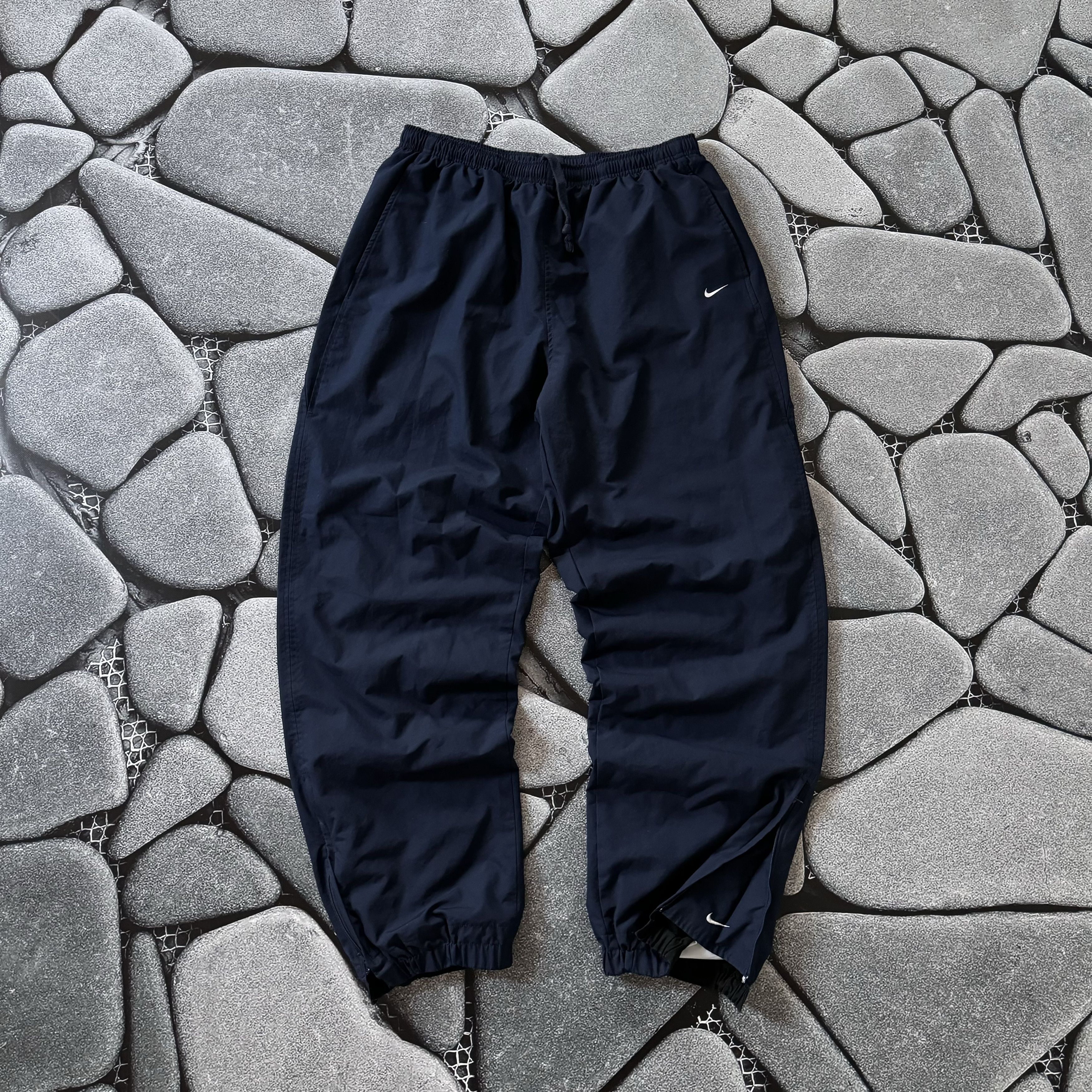 Nike NIKE VINTAGE TRACK NYLON PANTS DOUBLE SWOOSH BAGGY Size US 36 / EU 52 - 8 Thumbnail