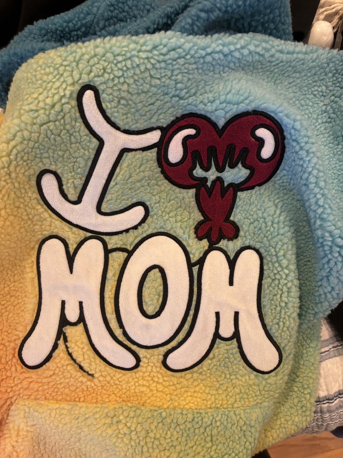 Other Wntd apparel I love mom rainbow hoodie medium Size US M / EU 48-50 / 2 - 4 Thumbnail