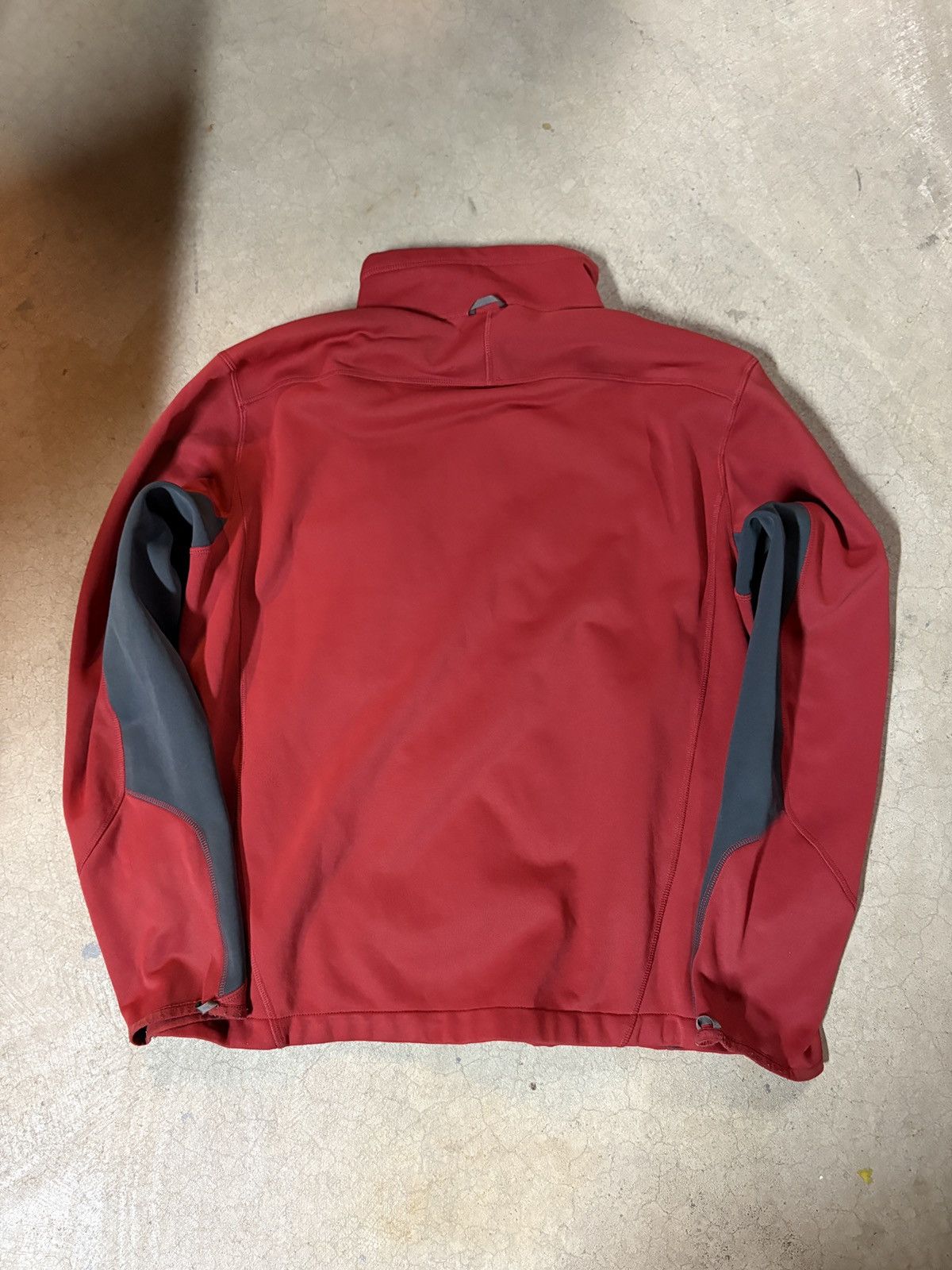 Nike ACG Vintage 00’s Nike Acg Fleece Jacket Red Size Medium Size US M / EU 48-50 / 2 - 3 Thumbnail