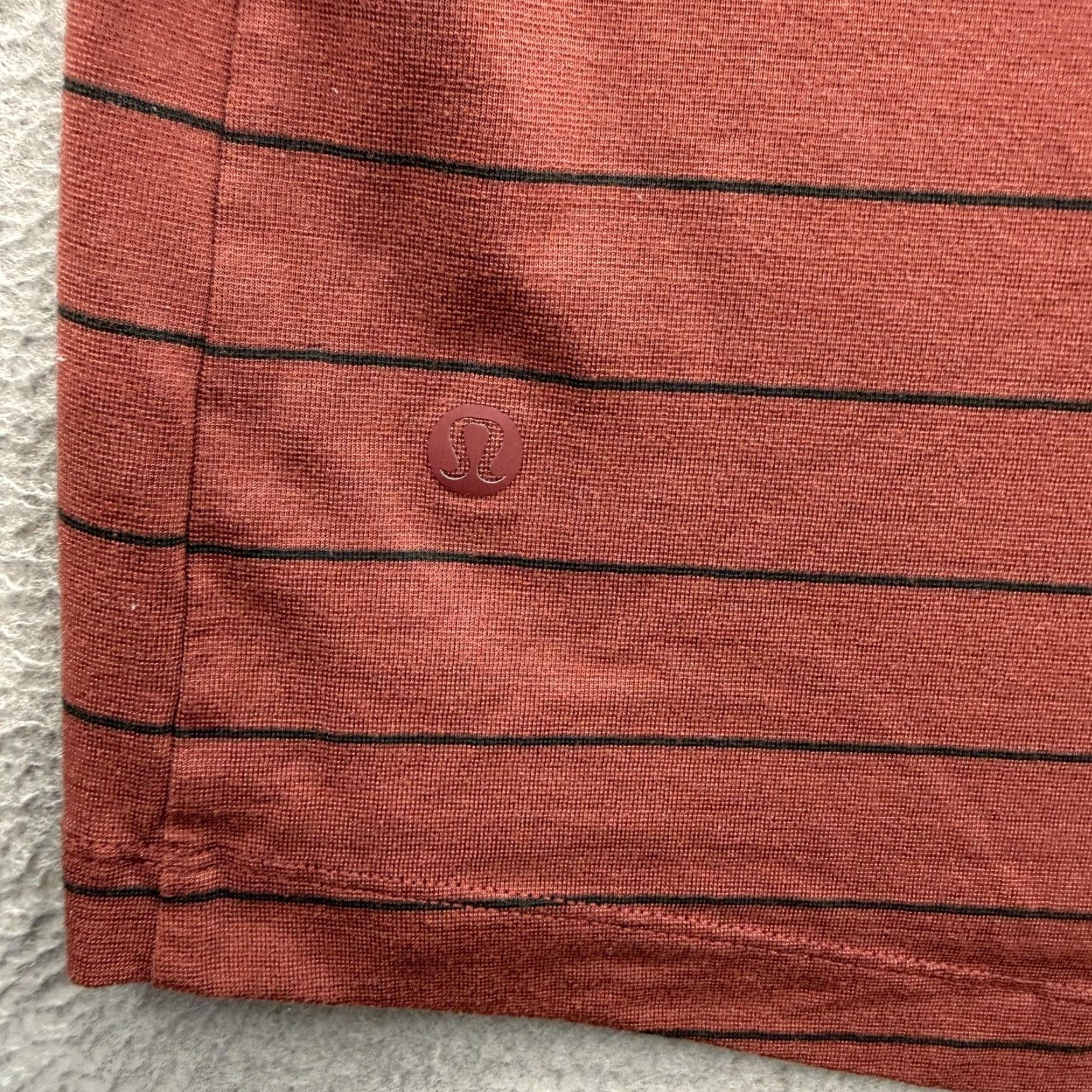 Lululemon Lululemon Polo Shirt Mens M Red Striped Performance Golf Lightweight Shirt Size US M / EU 48-50 / 2 - 8 Thumbnail