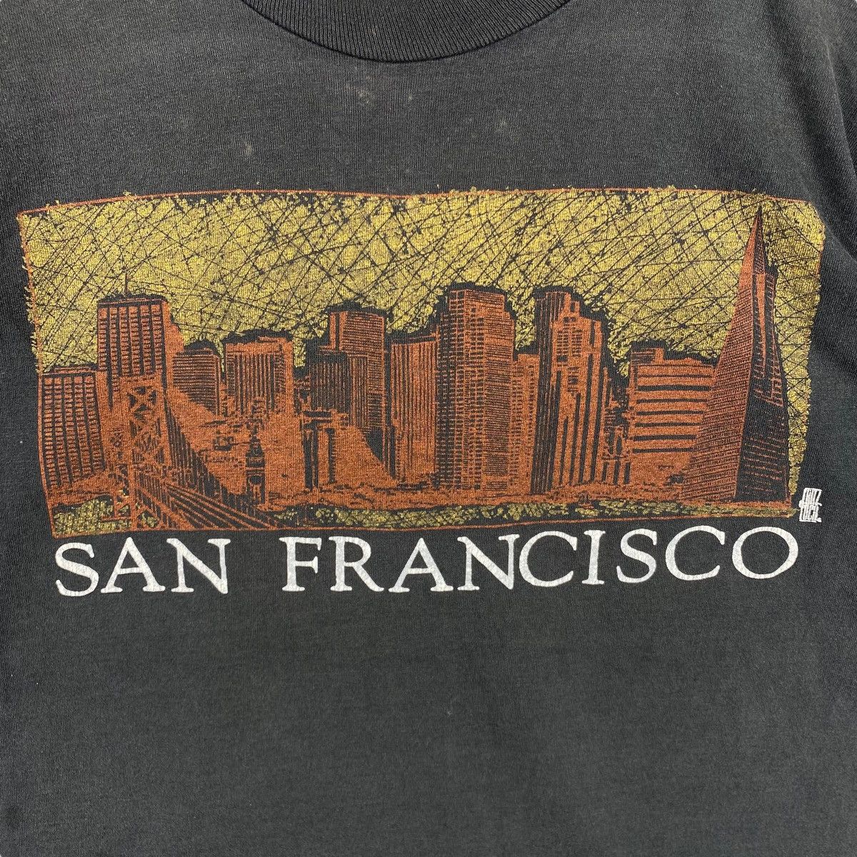 Vintage Vintage 90's SAN FRANCISCO Graphic Faded Anvil Tee Shirt Size US L / EU 52-54 / 3 - 2 Thumbnail