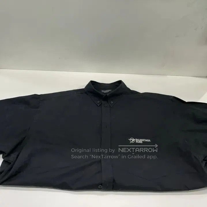 Balenciaga Balenciaga Black Button. Size US M / EU 48-50 / 2 - 2 Thumbnail