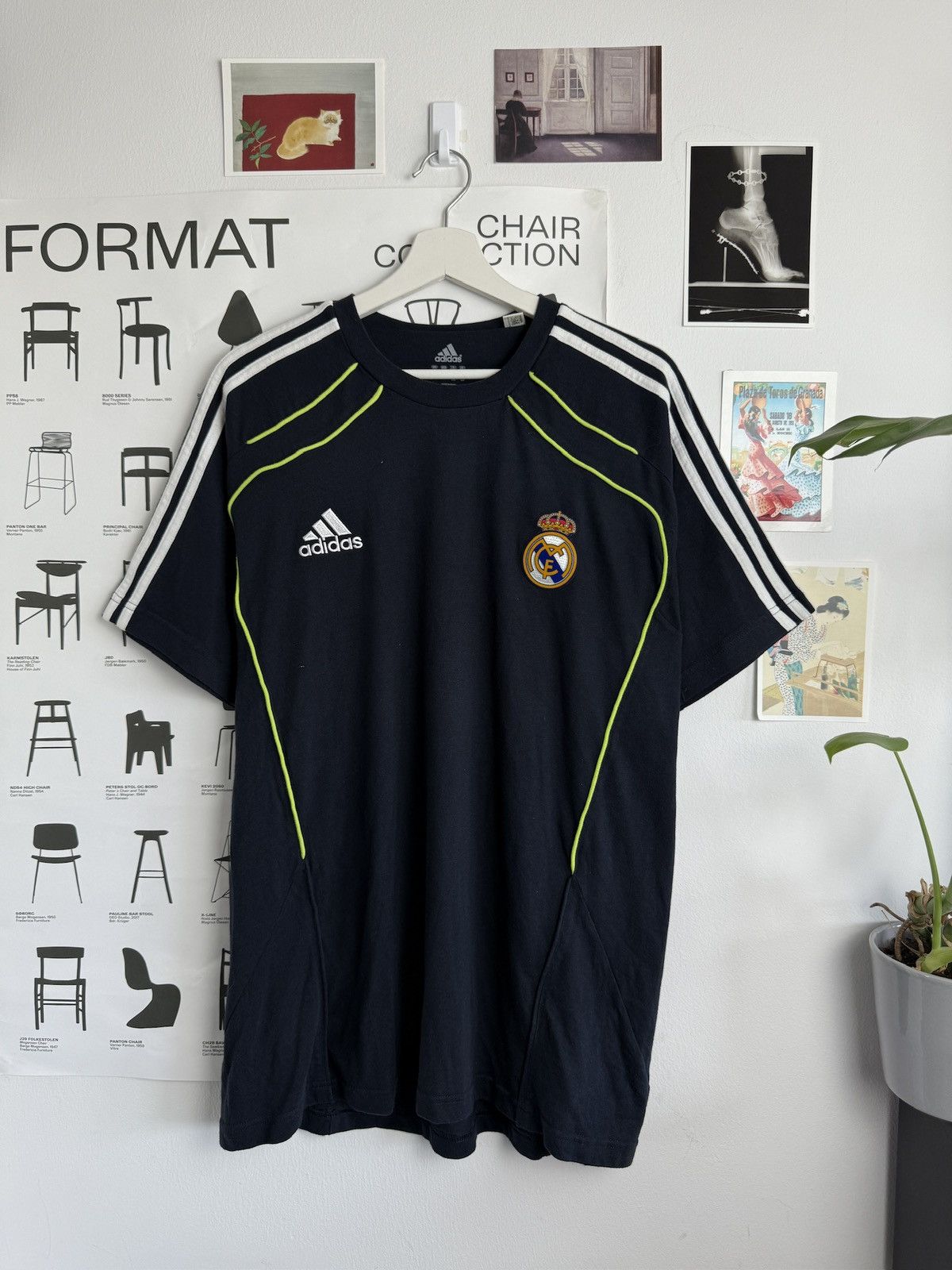 Adidas Addias Real Madrid t-shirt 2004 L blockcore sportswear soccer Size US L / EU 52-54 / 3 - 1 Thumbnail