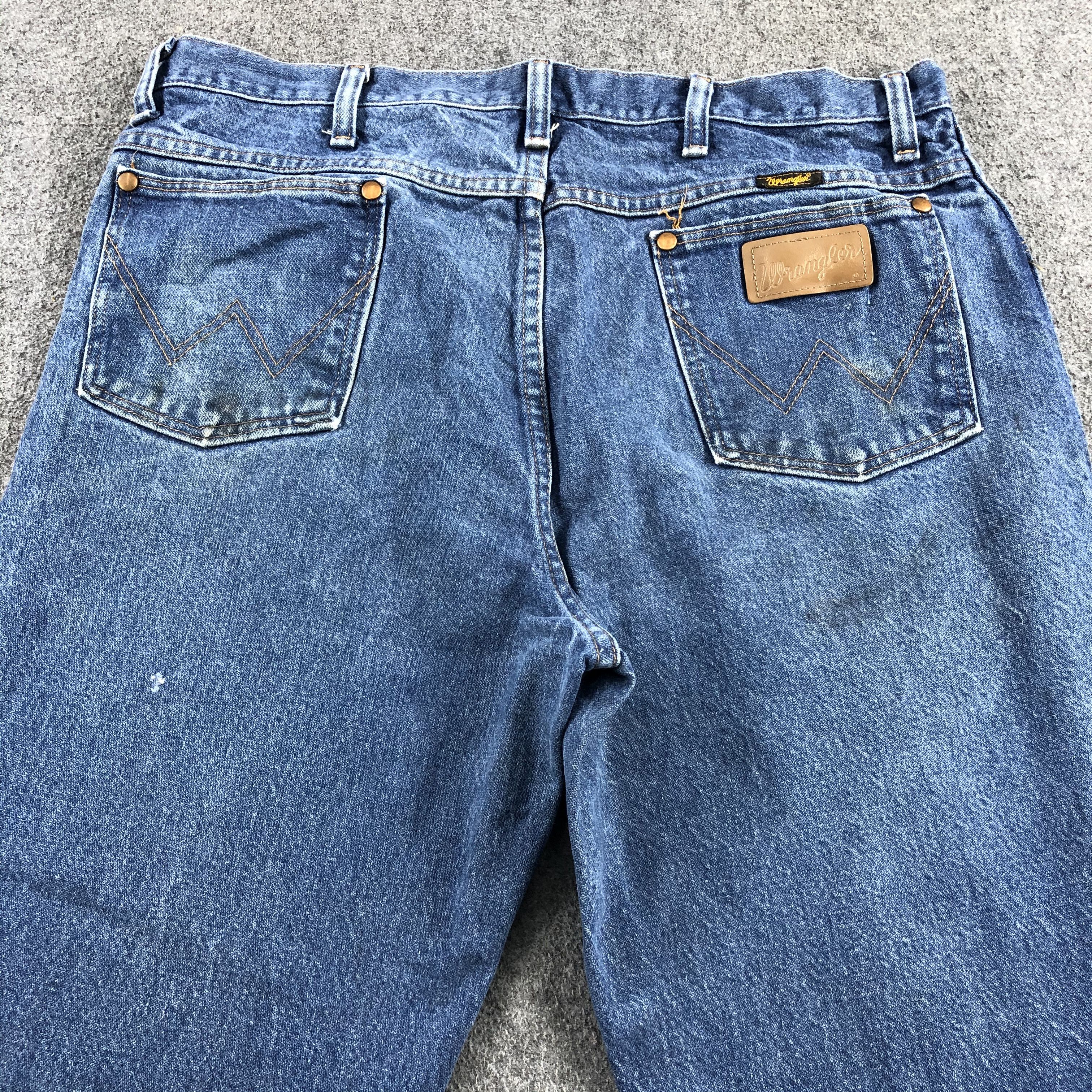 Vintage Vintage Blue Wash Wrangler Jeans-J2111 Size US 35 - 4 Thumbnail