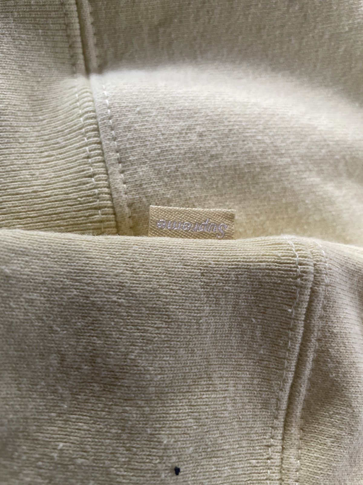 Supreme Yellow Box Logo Crewneck Size US M / EU 48-50 / 2 - 4 Thumbnail