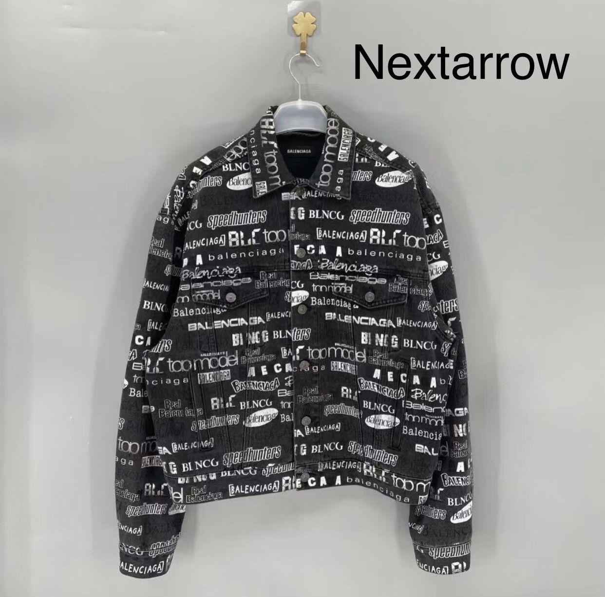 Balenciaga Balenciaga black and white TV show full of logo denim jacket Size US S / EU 44-46 / 1 - 1 Thumbnail