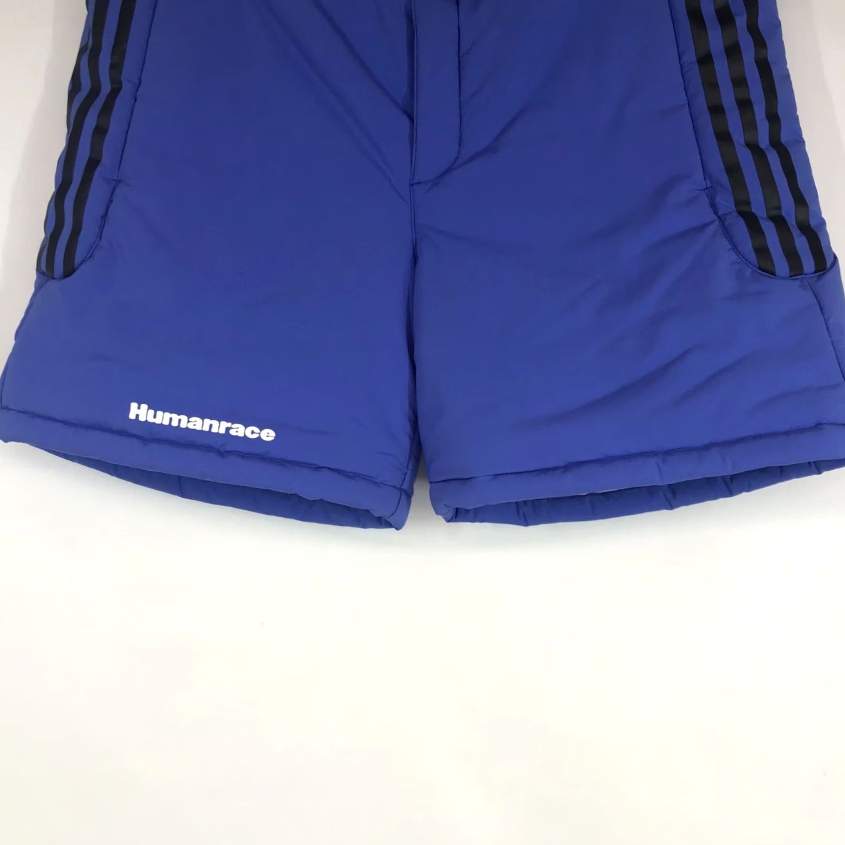 Adidas Final Answer: ADIDAS - MEN'S MEDIUM - BLUE POLYESTER PUFFER SHORTS Size US 31 - 3 Thumbnail
