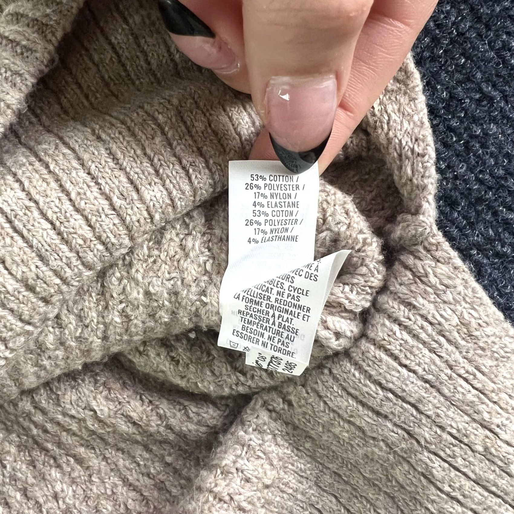 Vintage Aerie Womens Medium Beige Hooded Pullover Sweater Waffle Knit Cozy Top Size M / US 6-8 / IT 42-44 - 5 Thumbnail