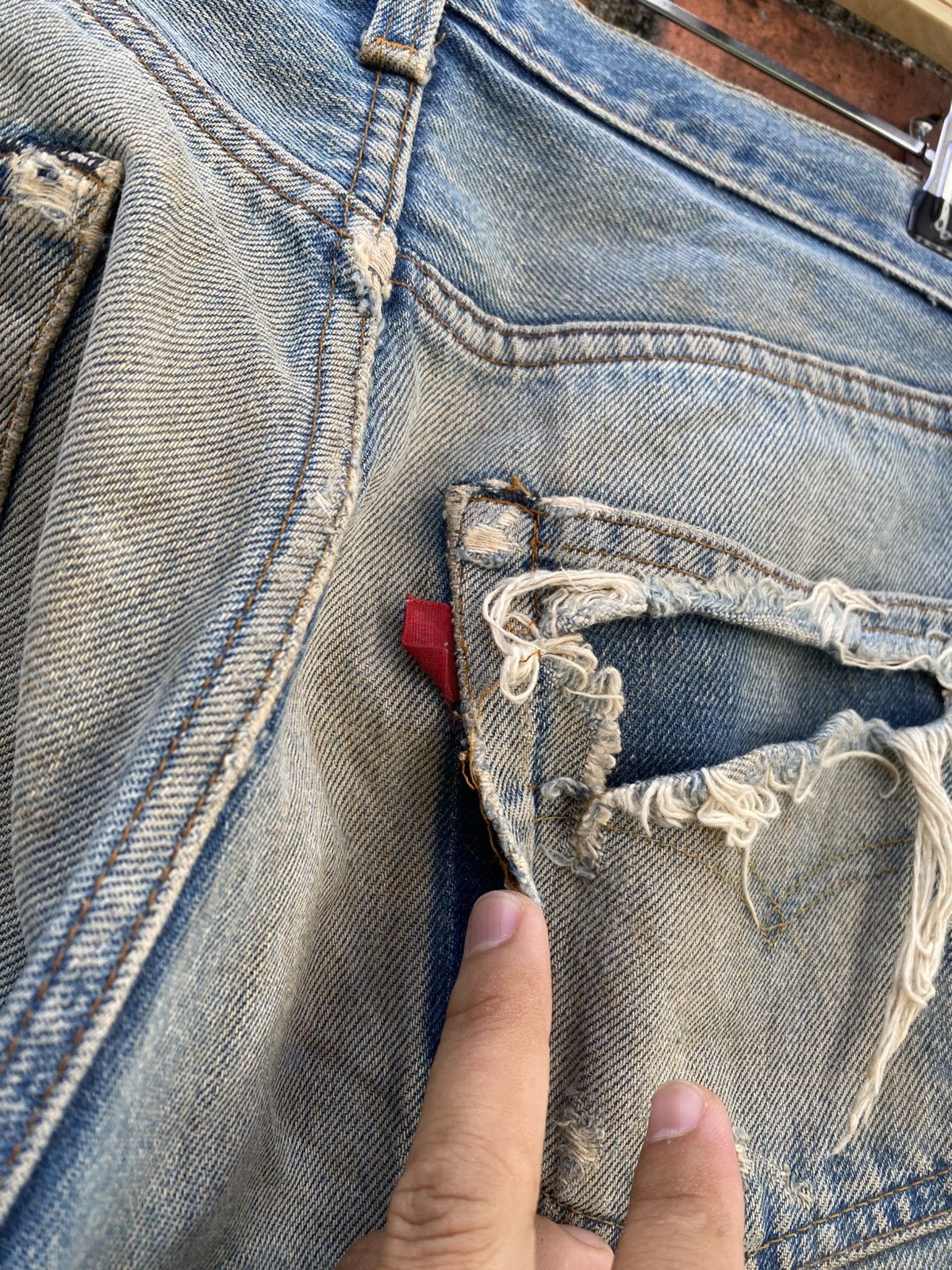 Levi's Vintage Clothing W32x32.5 Vintage levi's 501 redline distressed made in USA Size US 32 / EU 48 - 3 Thumbnail