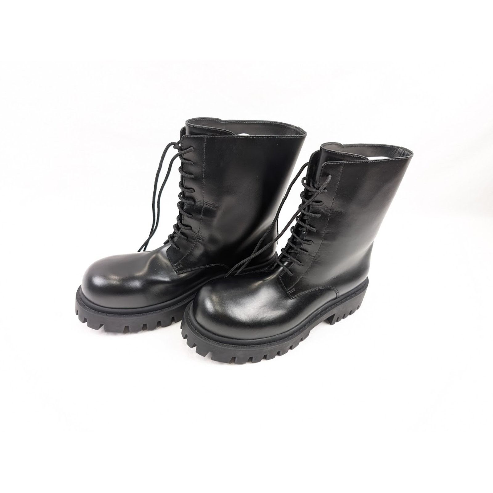 Balenciaga o1rshd1 Sergent Calf Bootie Calfskin Lux in Black Size US 11 / EU 44 - 16 Thumbnail
