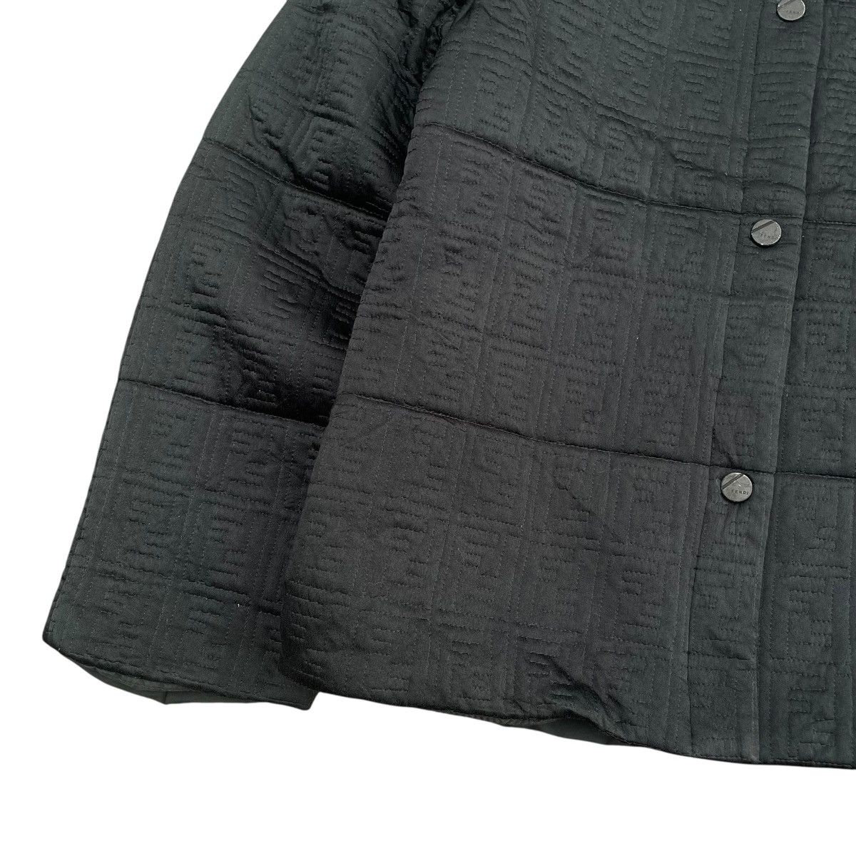 Fendi Vintage Fendi Quilted Monogram Puffer Jacket Size M / US 6-8 / IT 42-44 - 4 Thumbnail